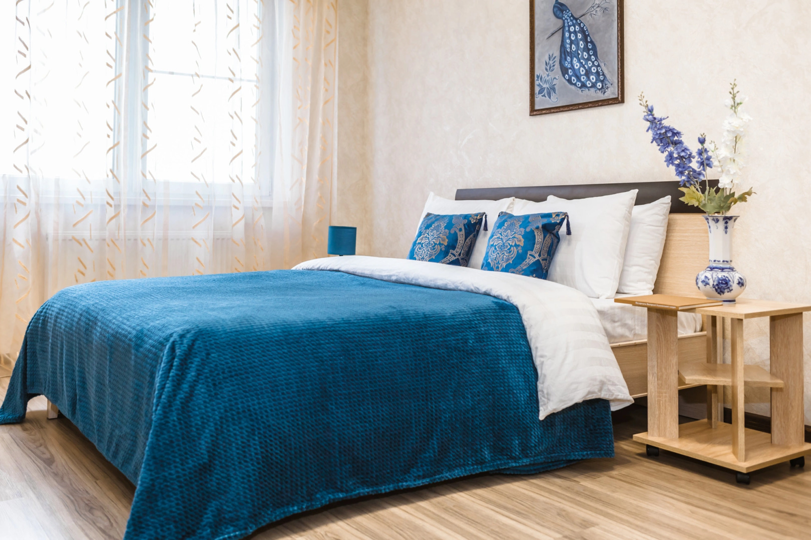 Апартаменты На Лазурной 10к1