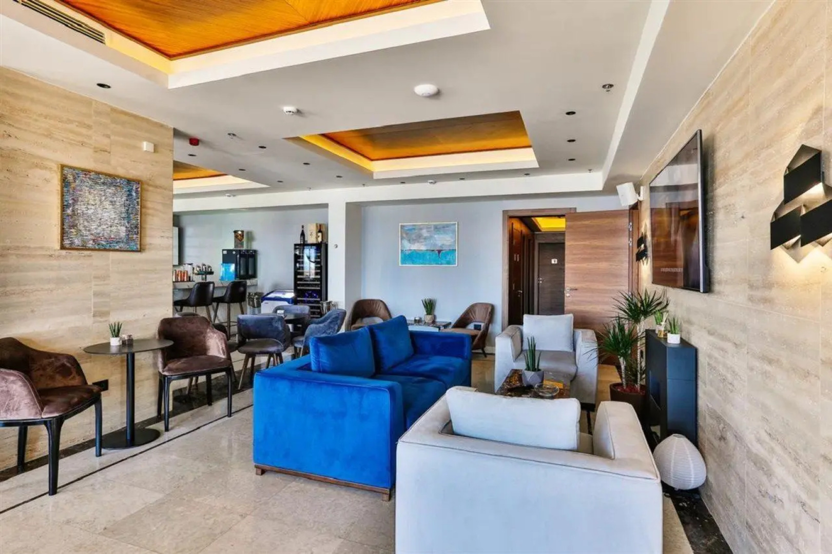 Отель California by Aycon