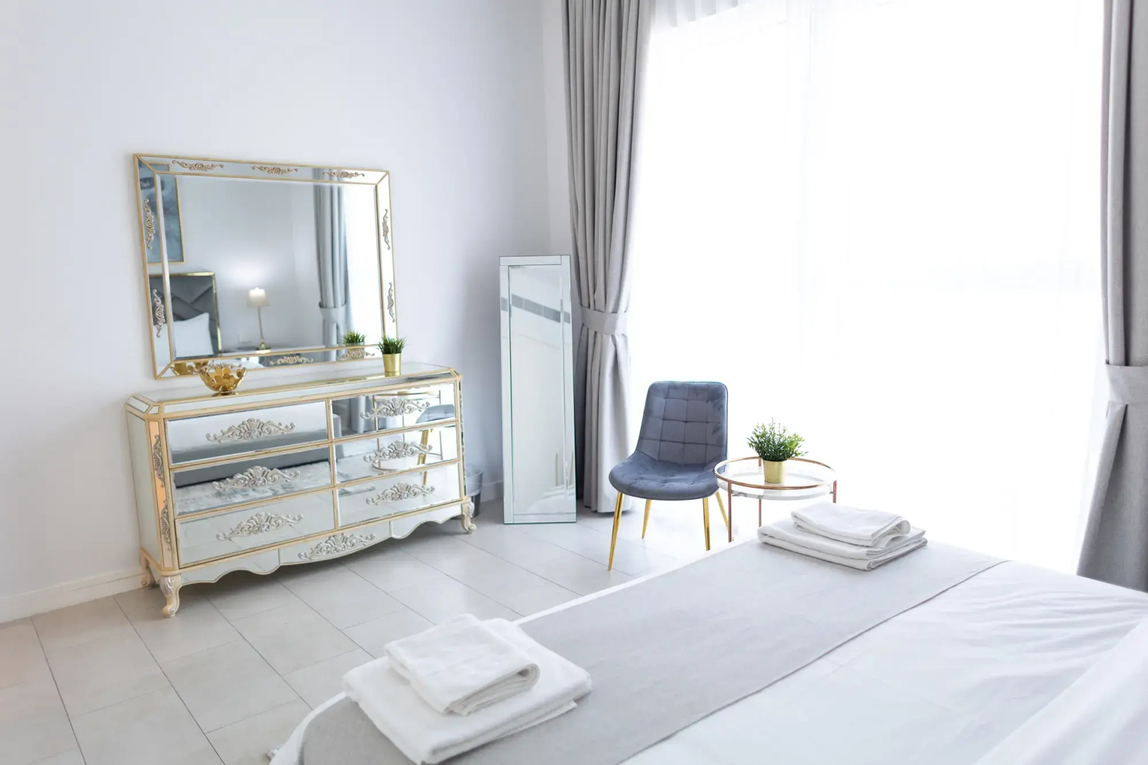 Апартаменты La Vie 1BR on JBR with Private Beach Dubai
