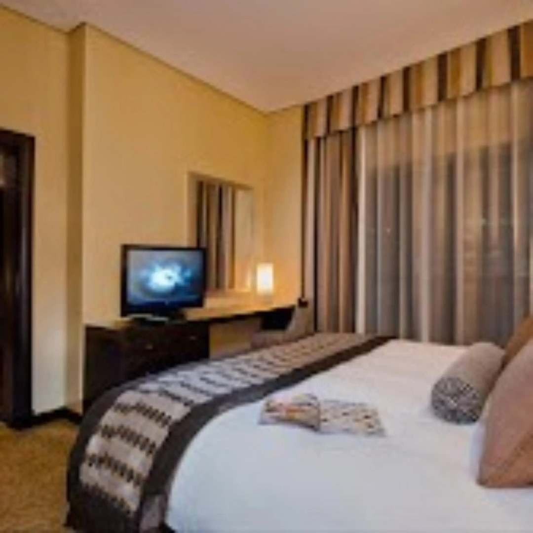 TIME Oak Hotel & Suites