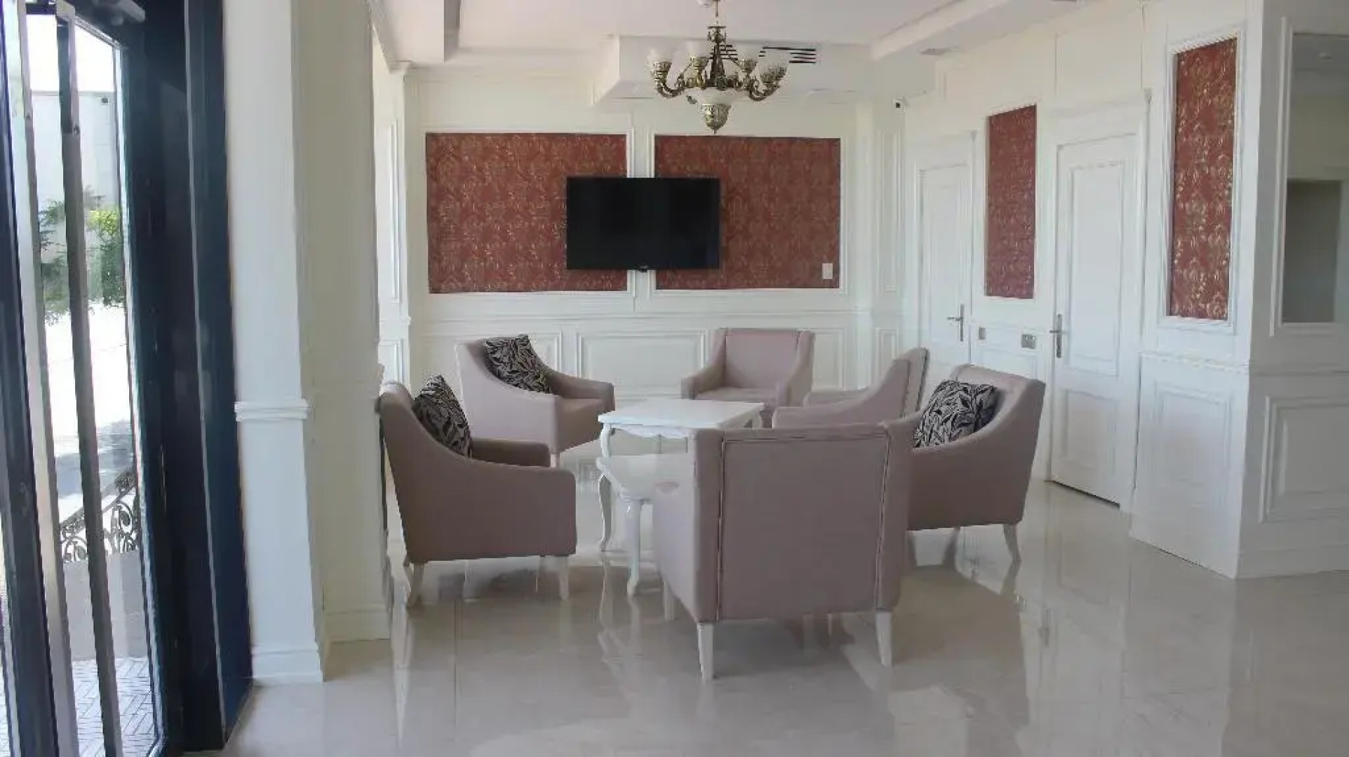 Отель Нобель