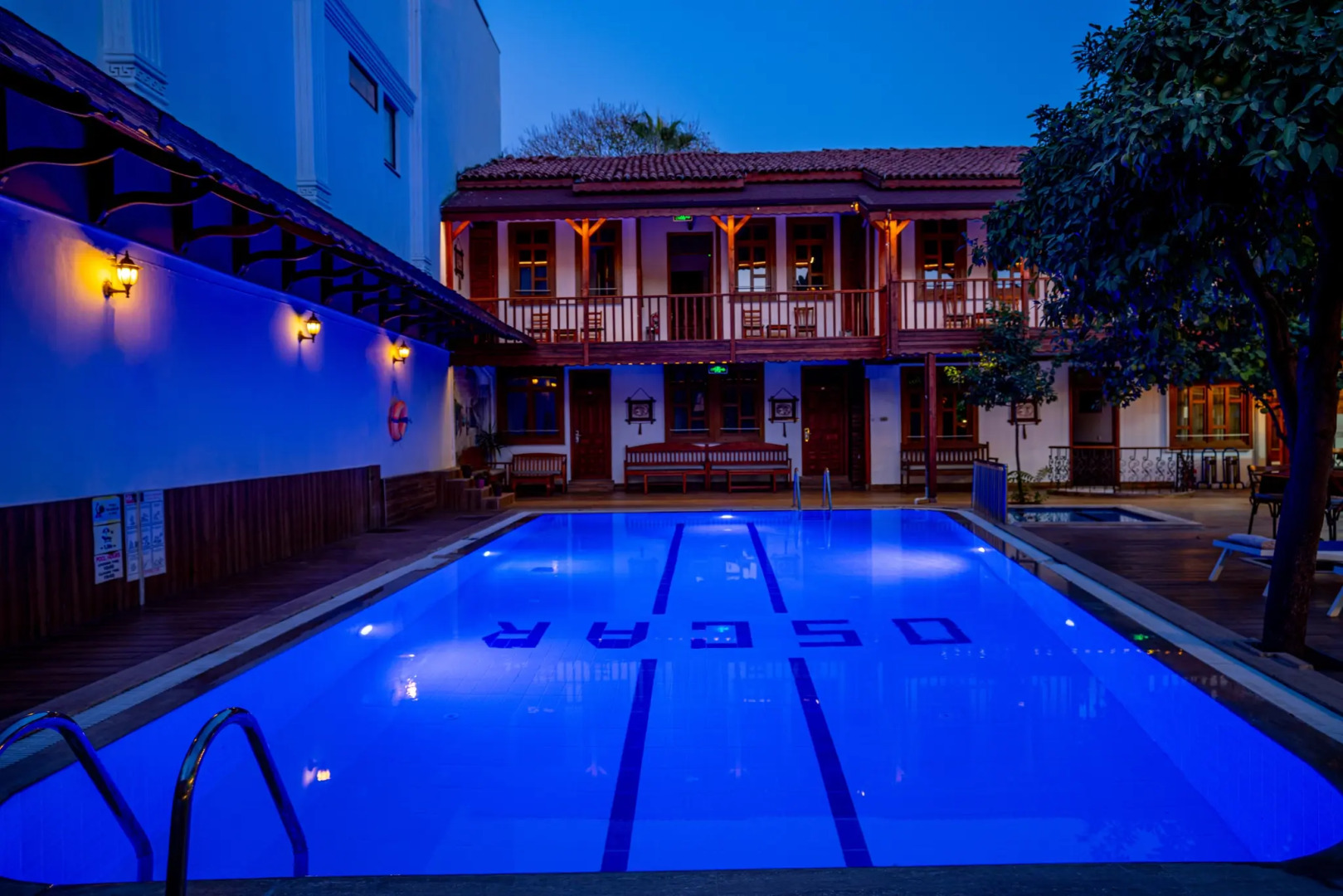 Oscar Boutique Hotel