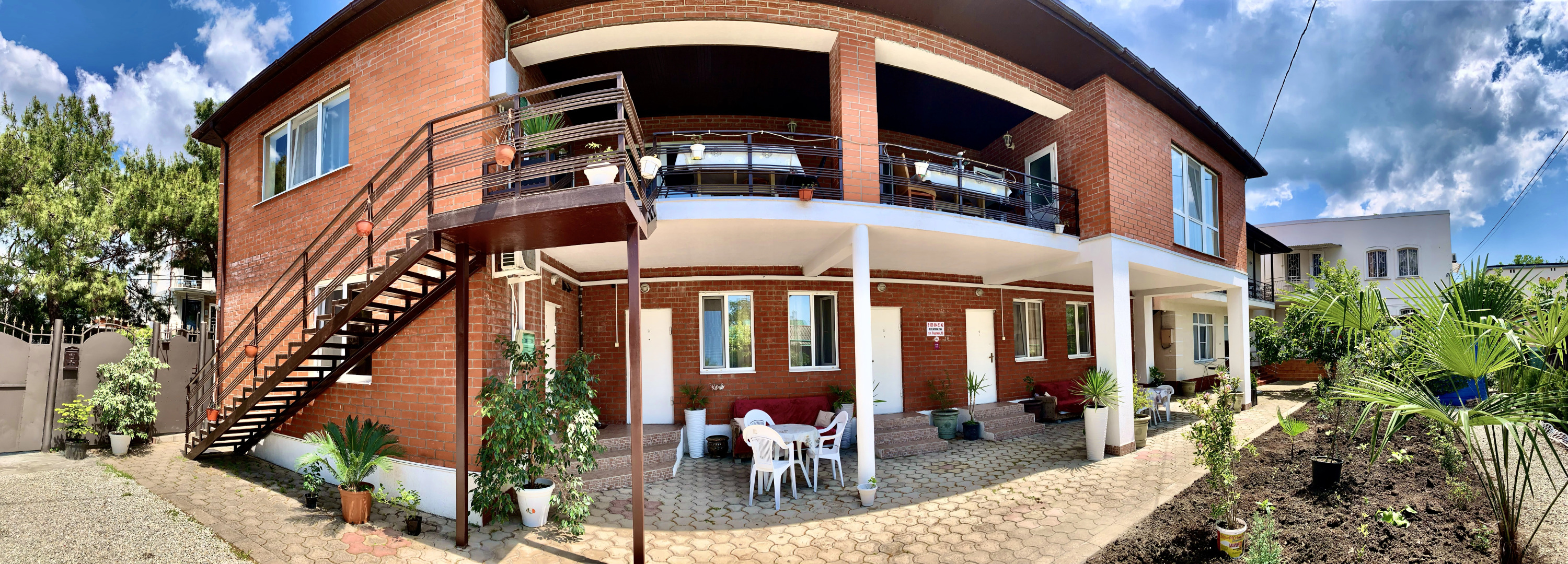 Отель Нинель