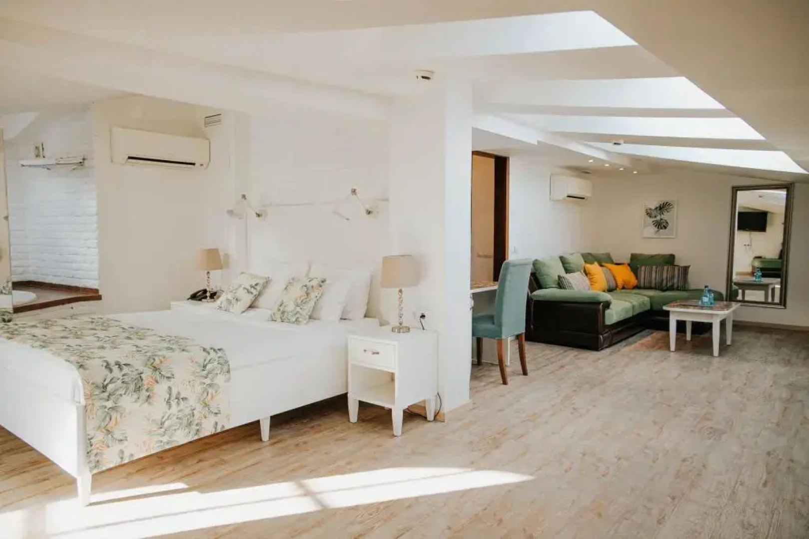 Отель Ломоносов