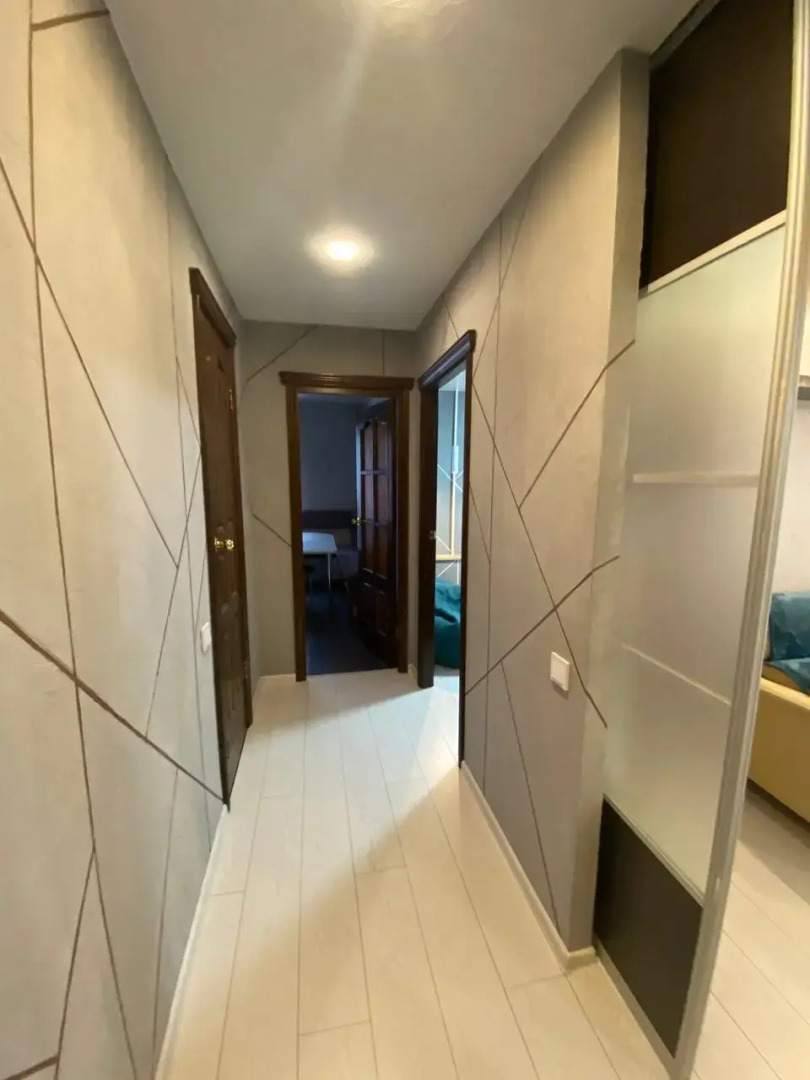 Квартира Стильная трехкомнатная рядом с центром