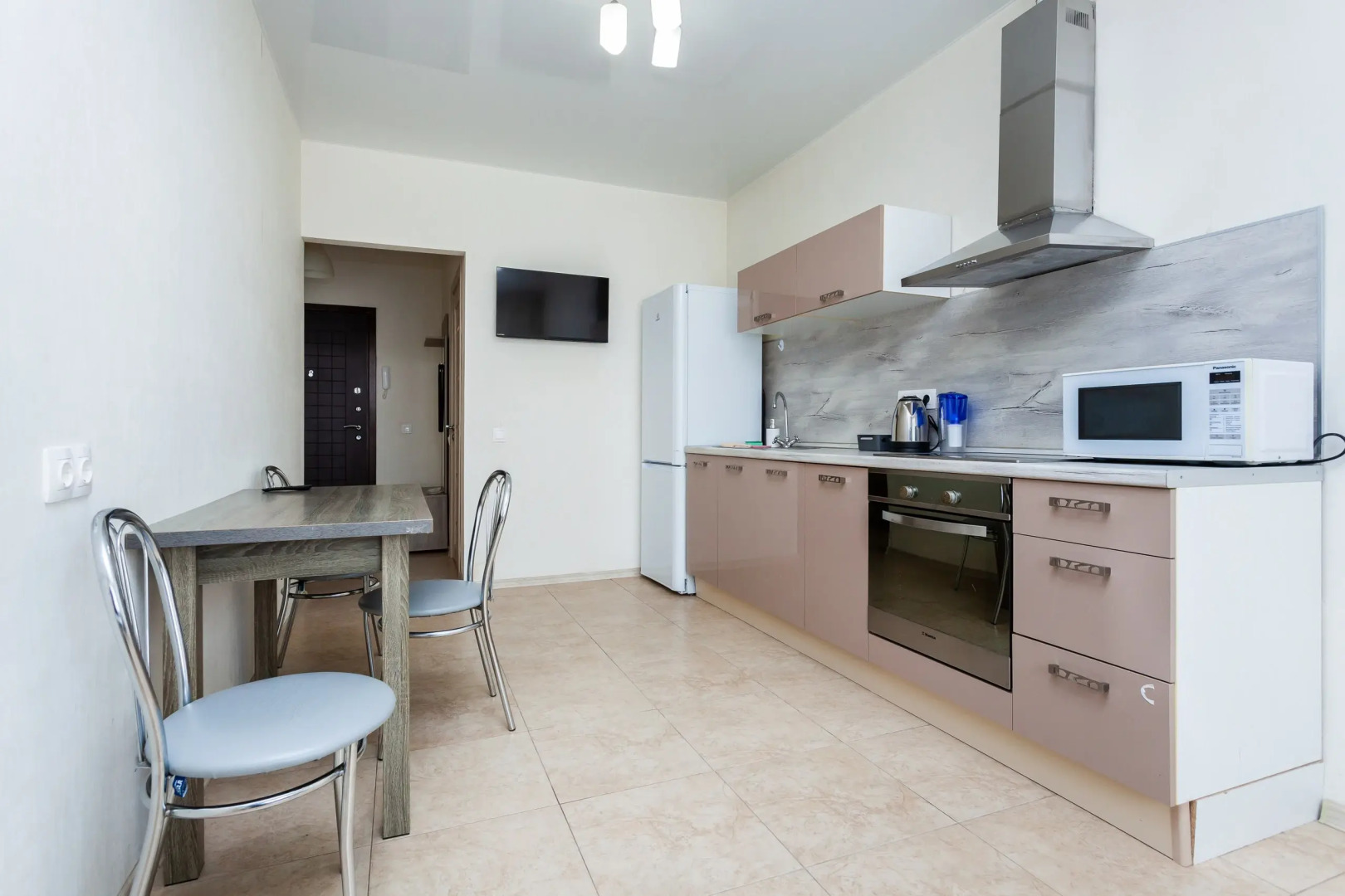 Квартира вместительная в самом центре города с парковкой