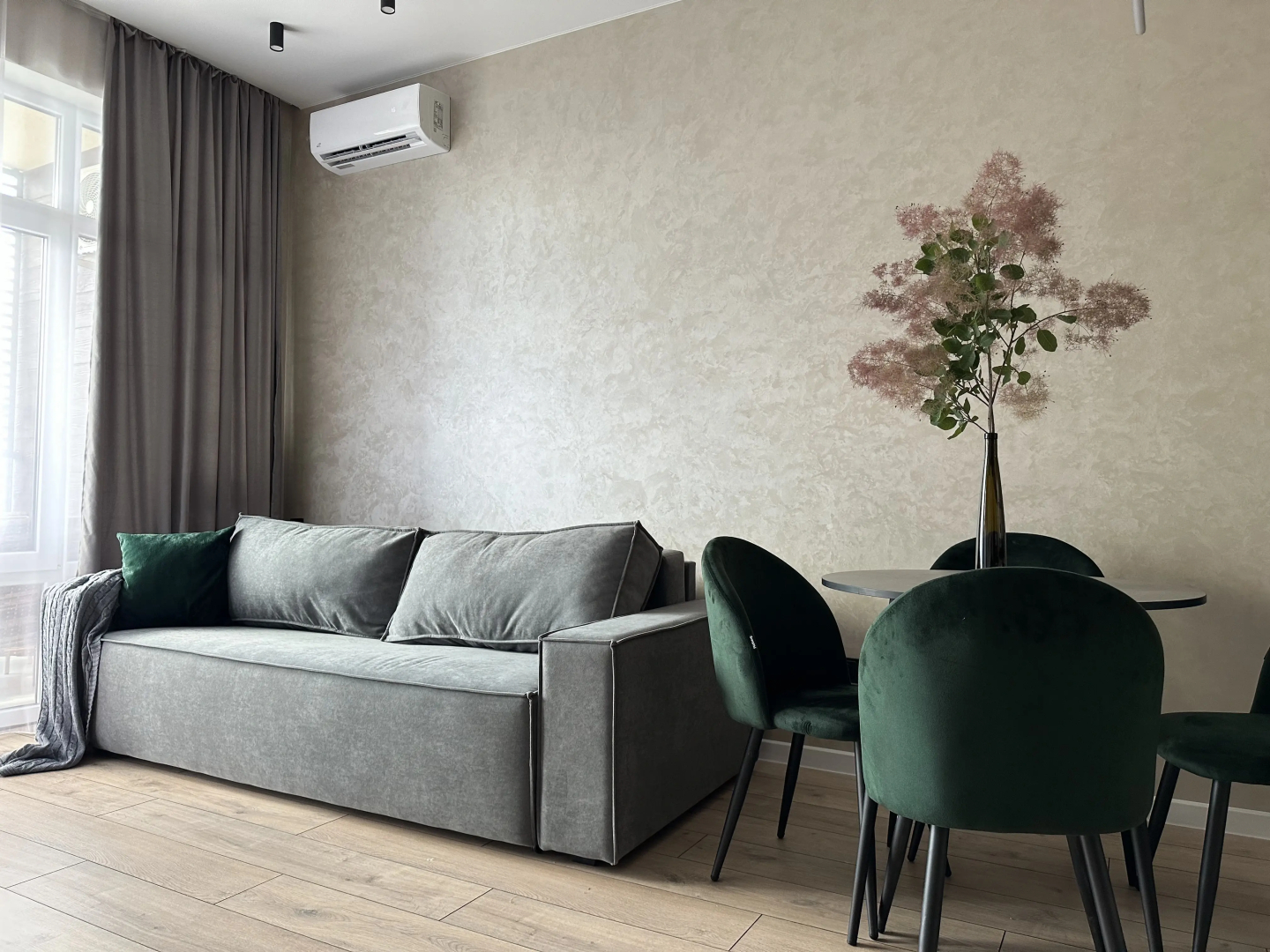 Квартира семейная Атлас у пляжа