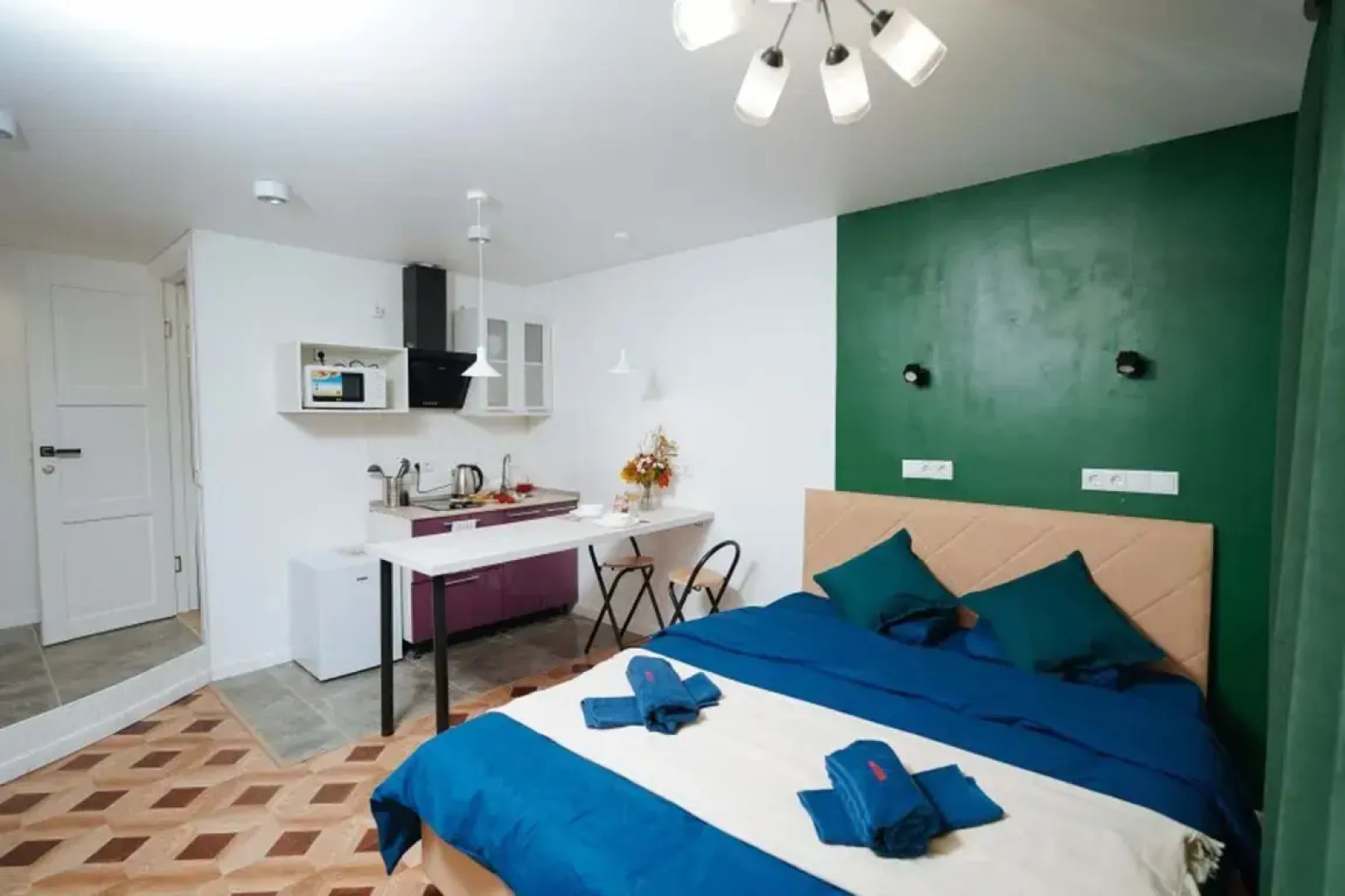 Апартаменты Студия Классическая С Современным Ремонтом на Курчатова