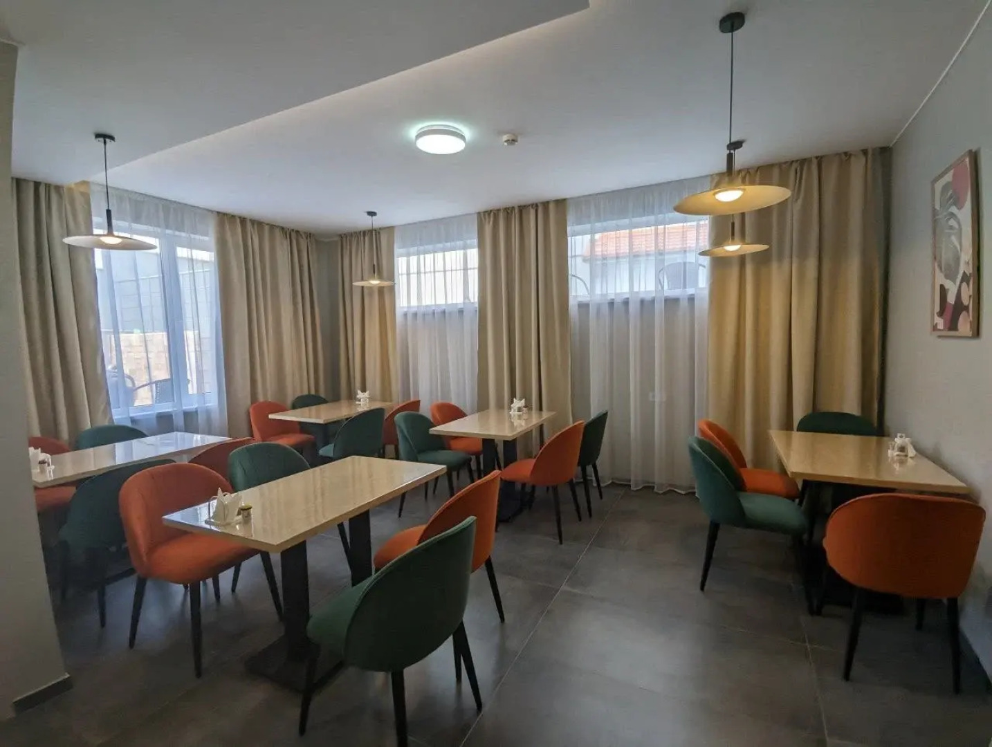 Отель Милан