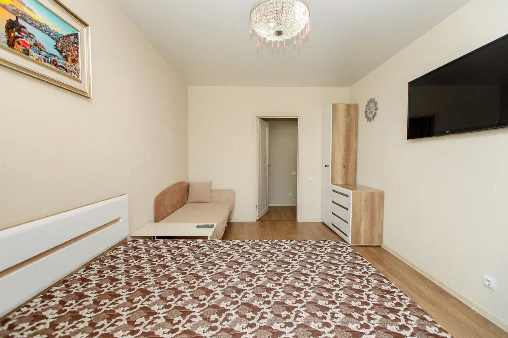 Апартаменты СКомфортом Космонавта Поповича 11