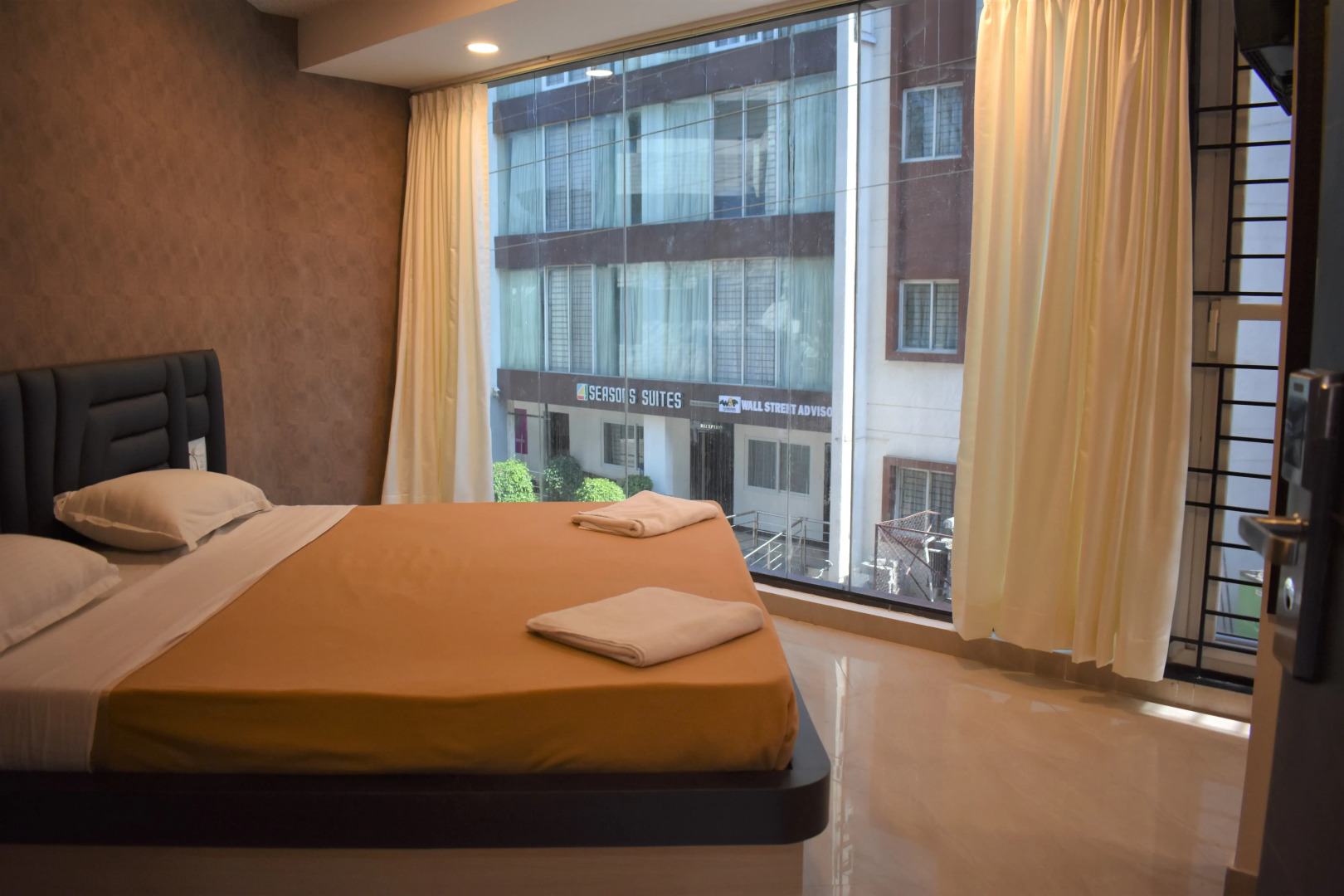 Бутик-отель 4 Seasons suites