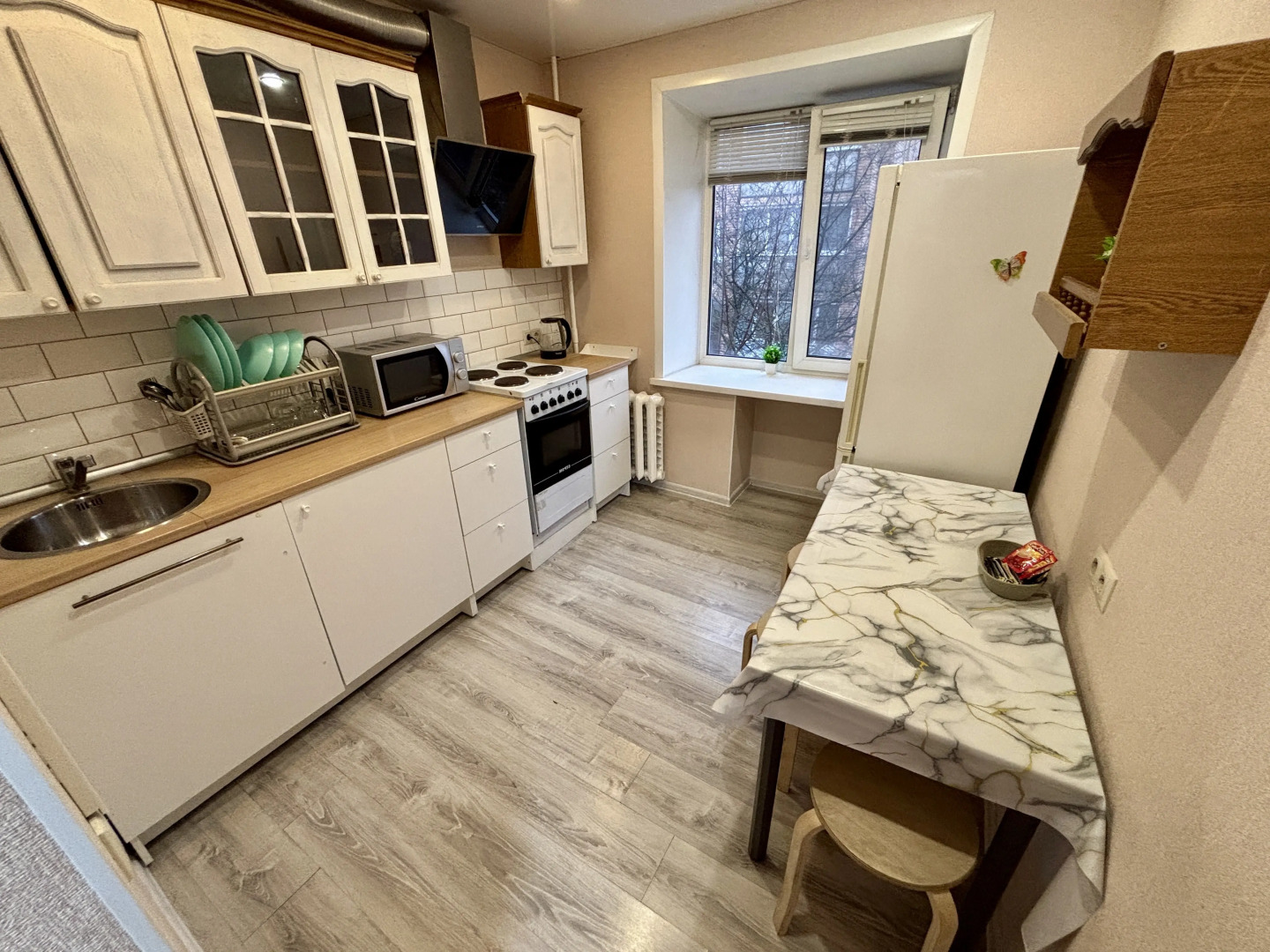 Квартира с Балконом на Теннисной 47/2