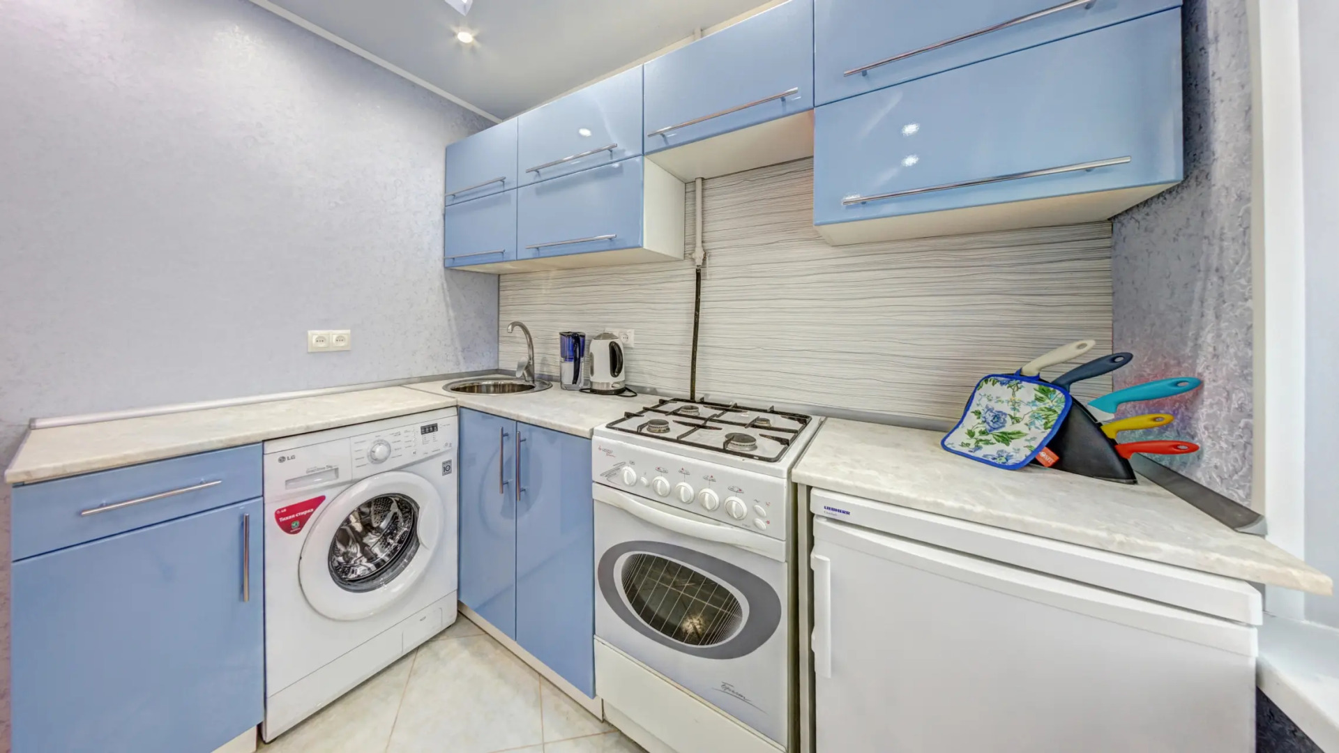 Апартаменты ИннХоум на Свободы 96