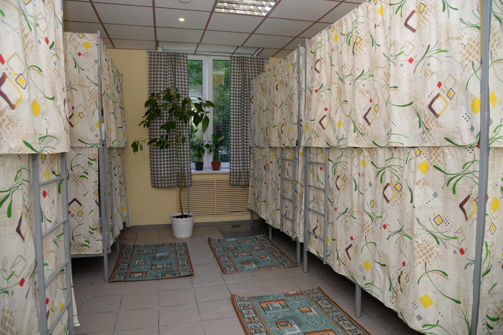 Хостел История