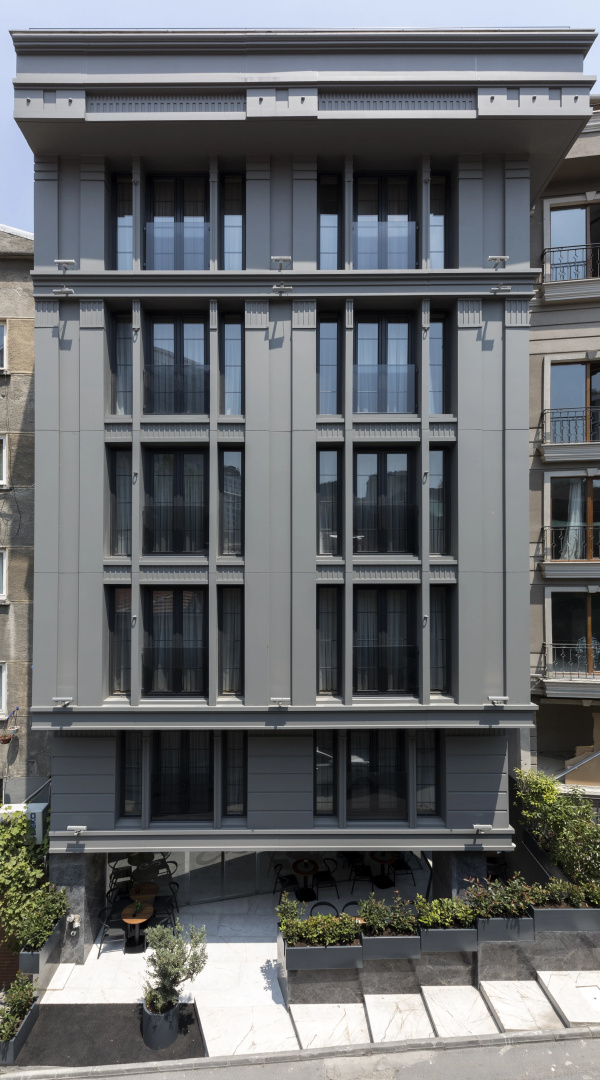 Endless Art Hotel