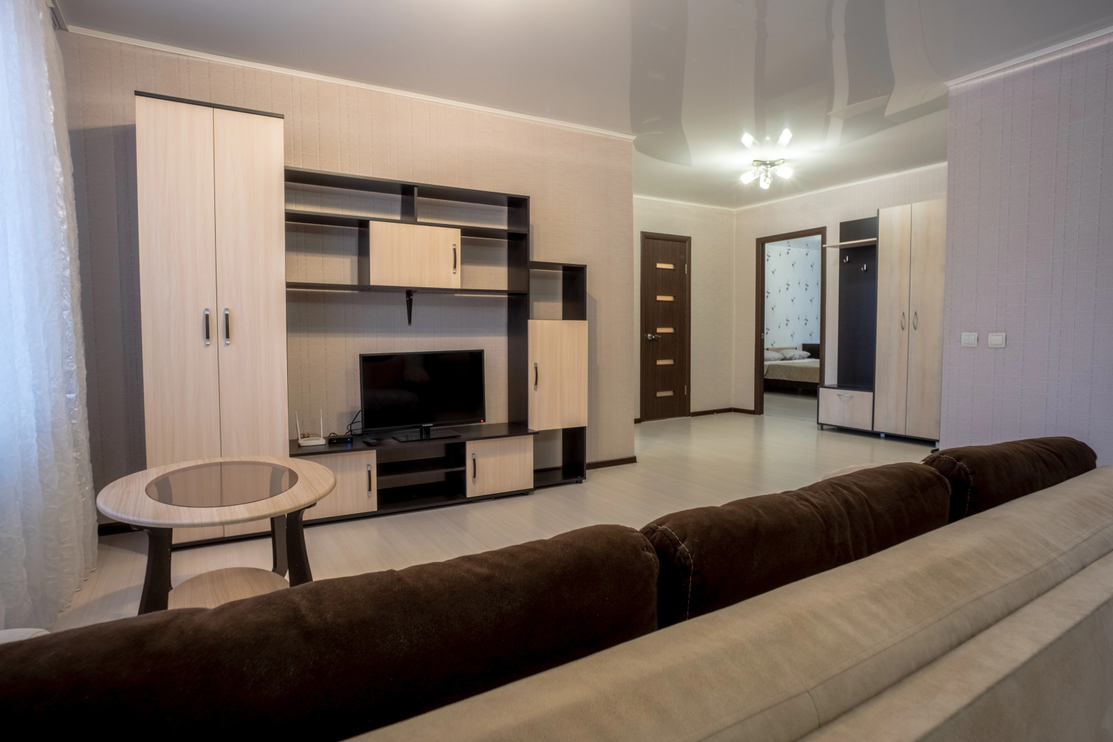 Апартаменты большие трехкомнатные на главном проспекте Тулы