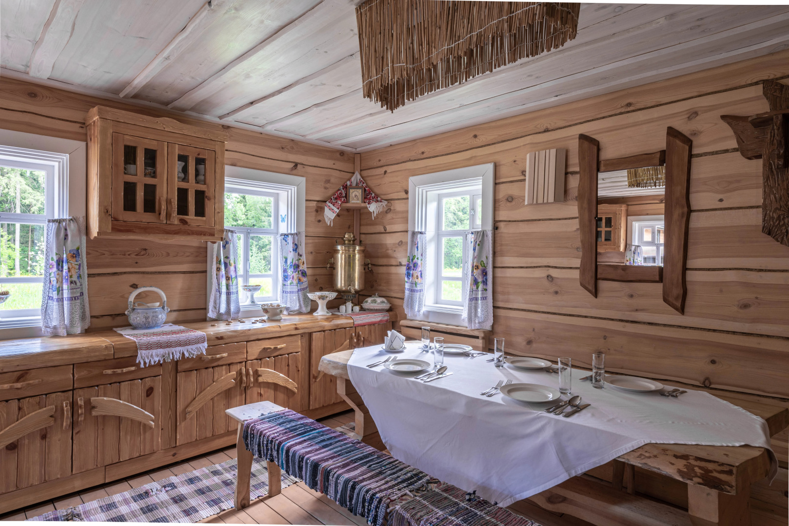 Cosmos Collection Izumrudny Les Hotel