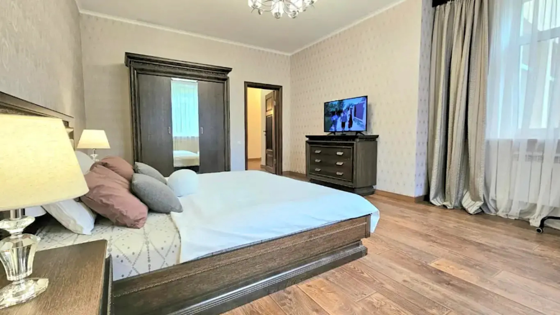 Квартира в Центре Города Рядом с Кремлёвской Набережной