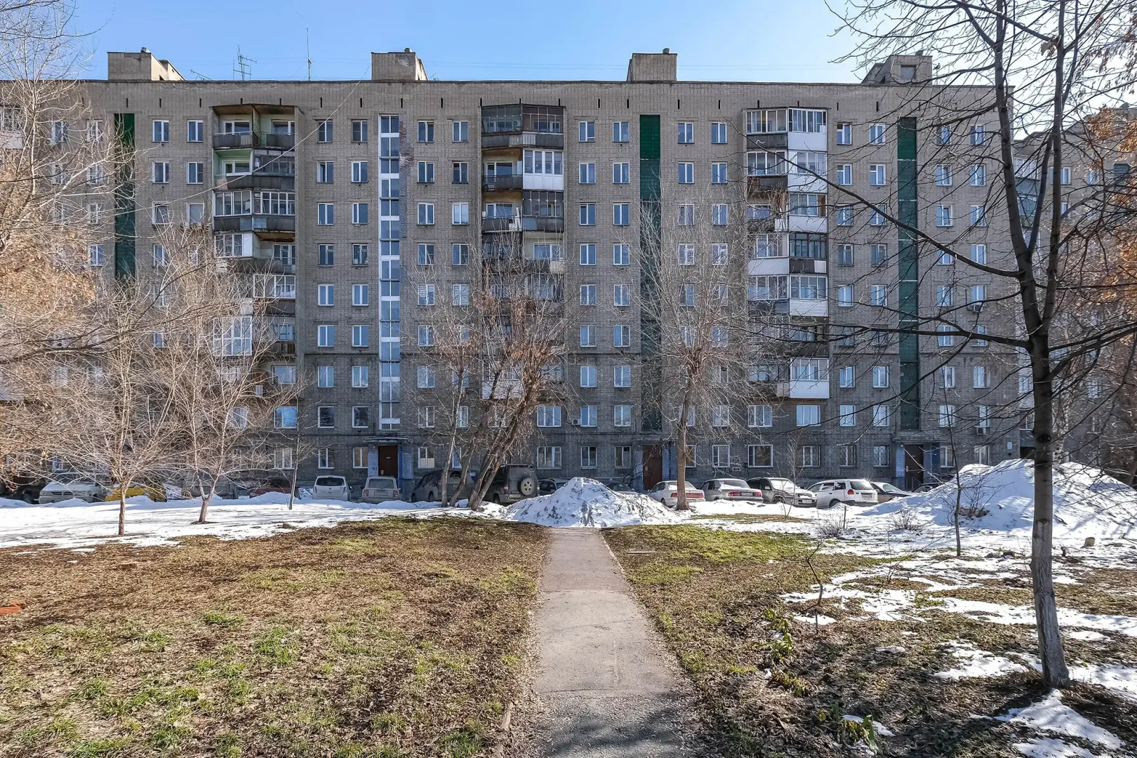 Квартира 1 комнатная на Челюскинцев 14-158