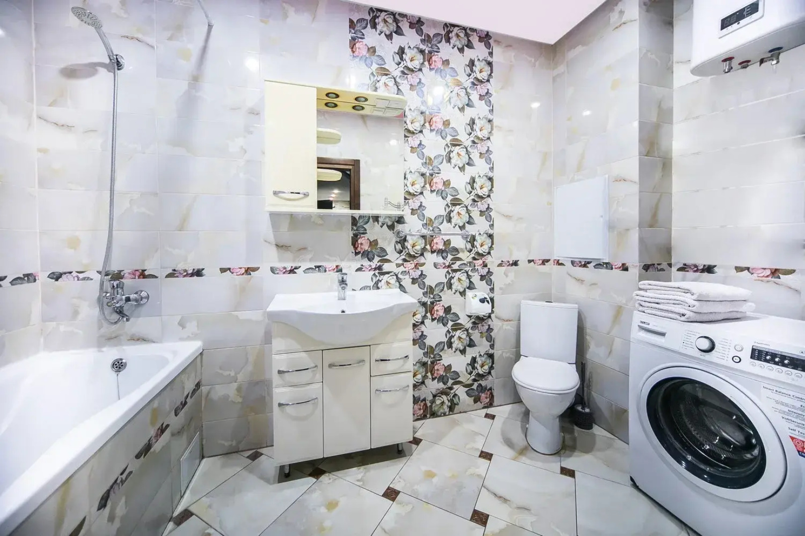 Апартаменты 3х комнатные пр-т Держинского 22 Центр