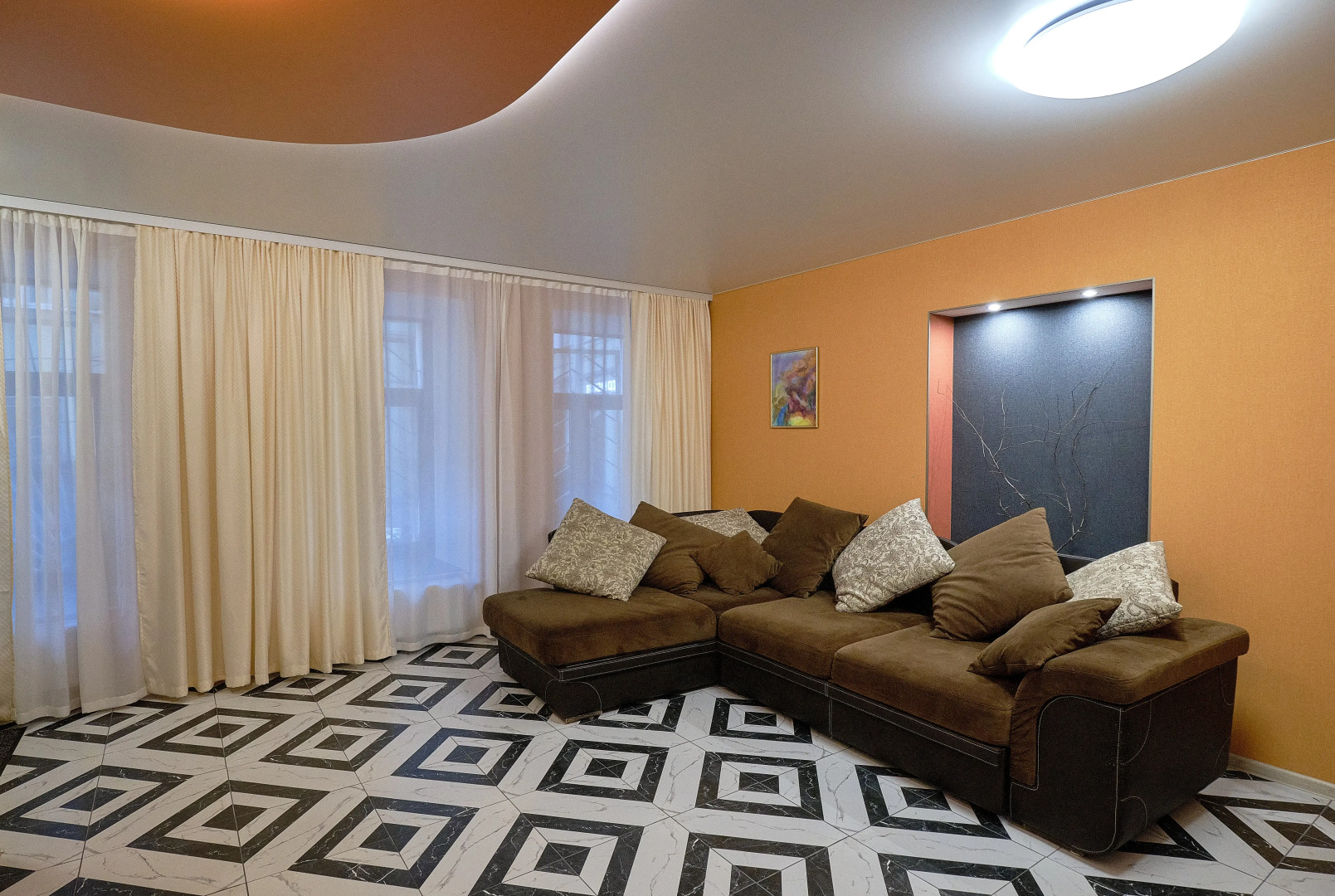 Квартира 2-х комн   у Московского вокзала - Невский пр 103