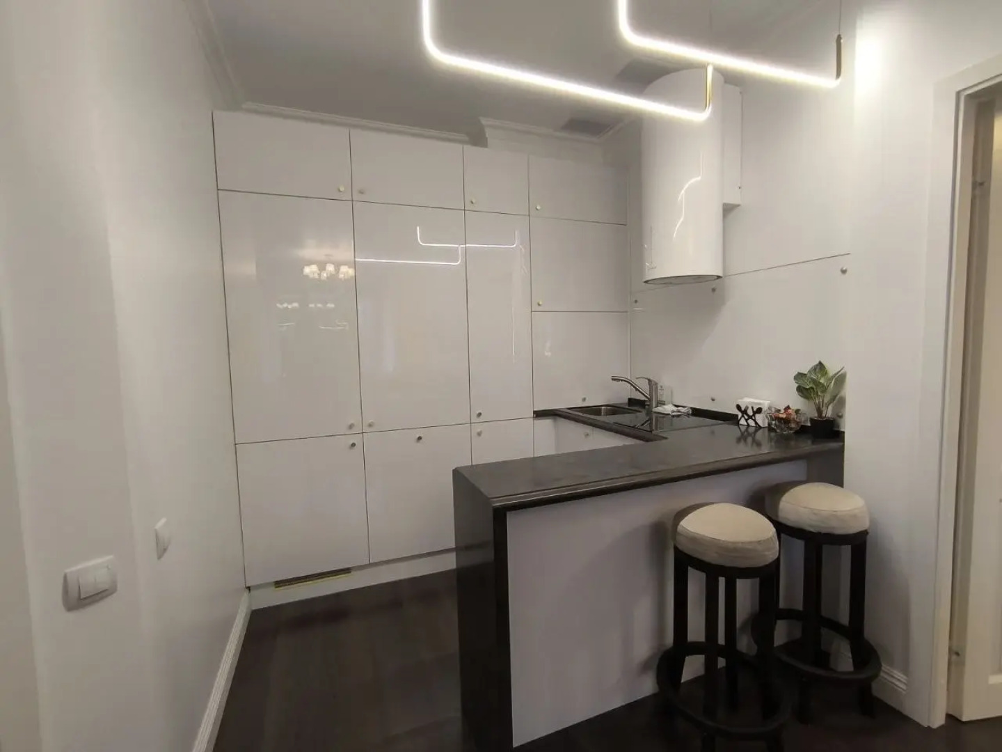 Апартаменты Vyborg Velvet Aparts Трехкомнатные в Центре с Парковкой