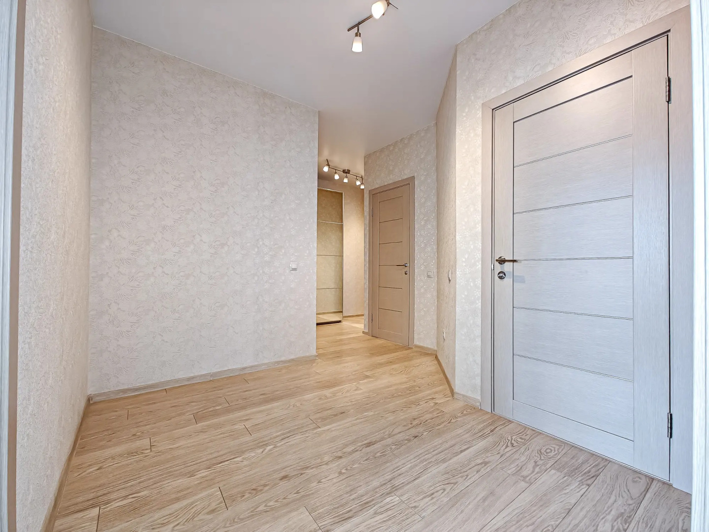 Апартаменты Двухкомнатные Stepanenkov на Серебряных Ключах 6