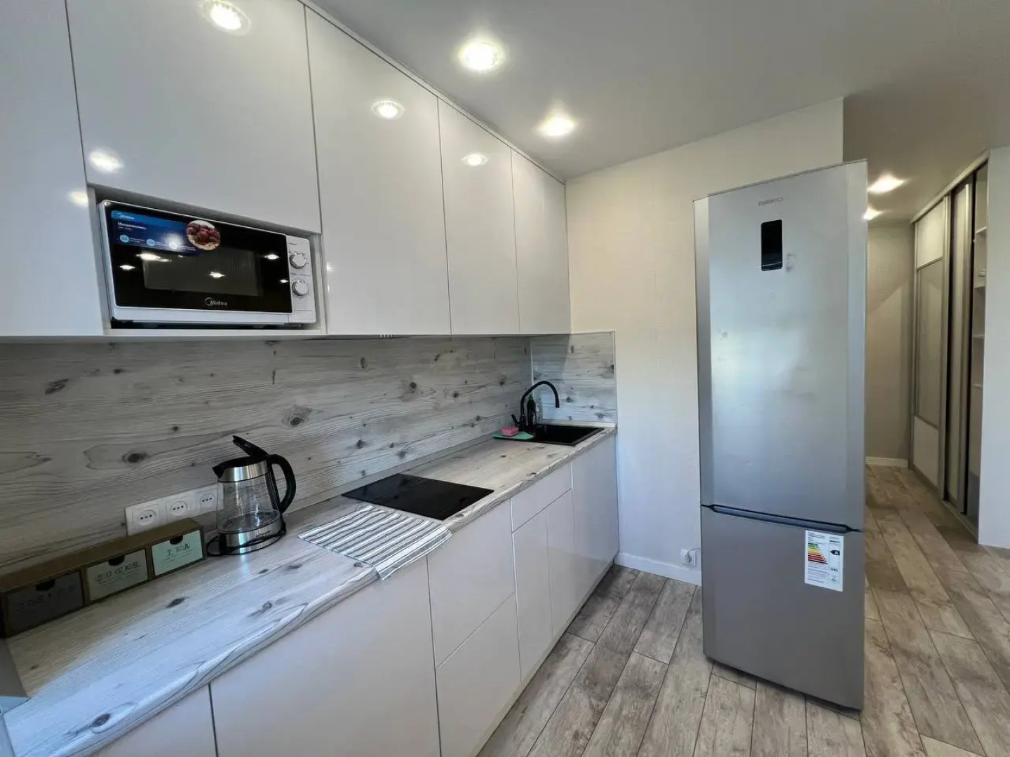 Апартаменты на Новороссийской 10