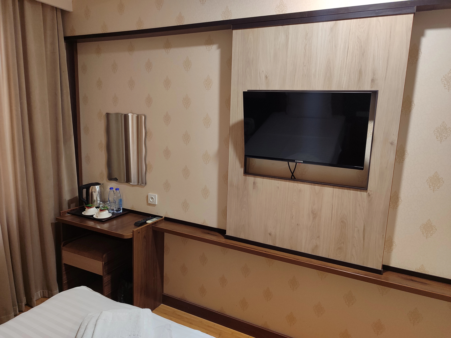 Отель Grand Avenue