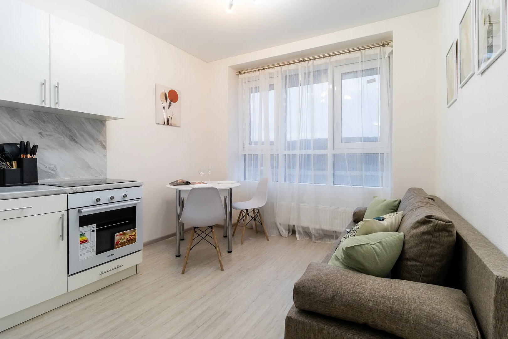 Квартира Сеть апартаментов ЧемодаНН с видом на реку