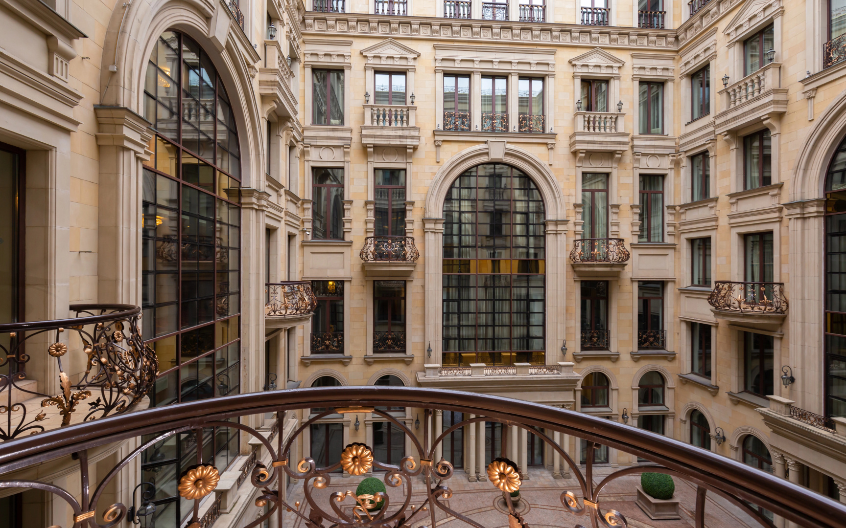 Отель The St. Regis Moscow Nikolskaya