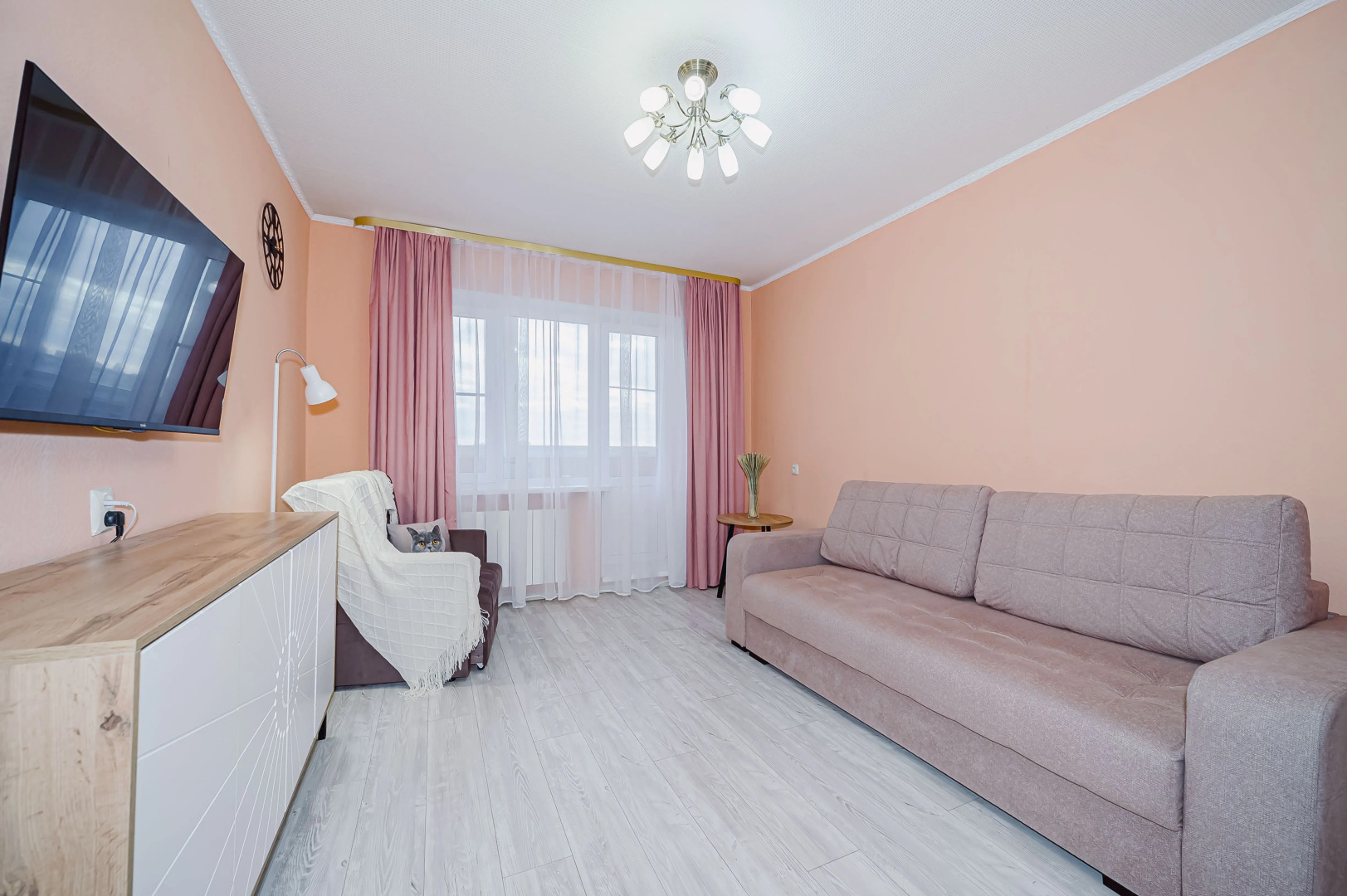 Апартаменты Абриго  Репина 88