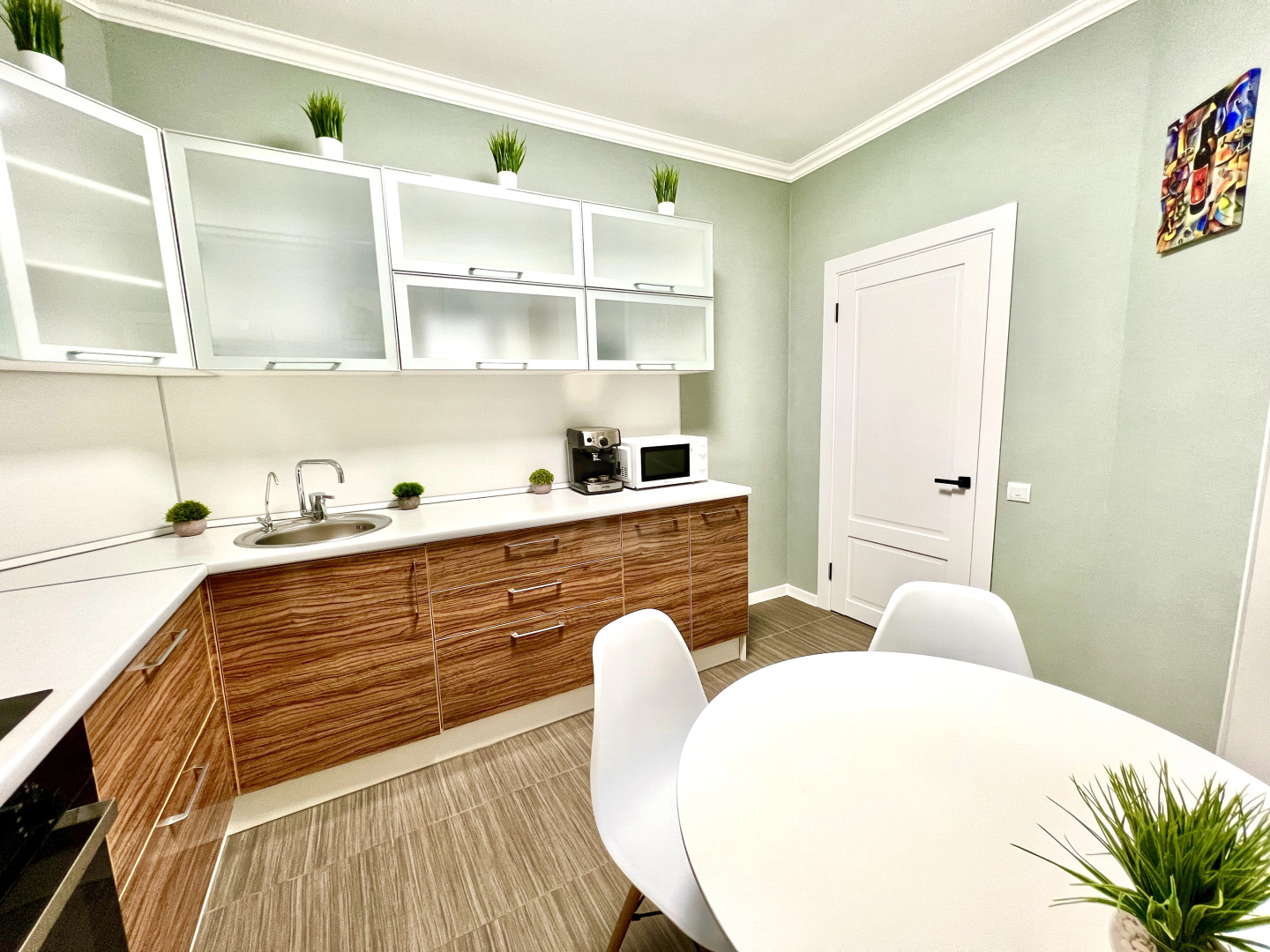 Уютные Апартаменты (рядом с ЖД вокзалом)  (ул. Никитинская 30)