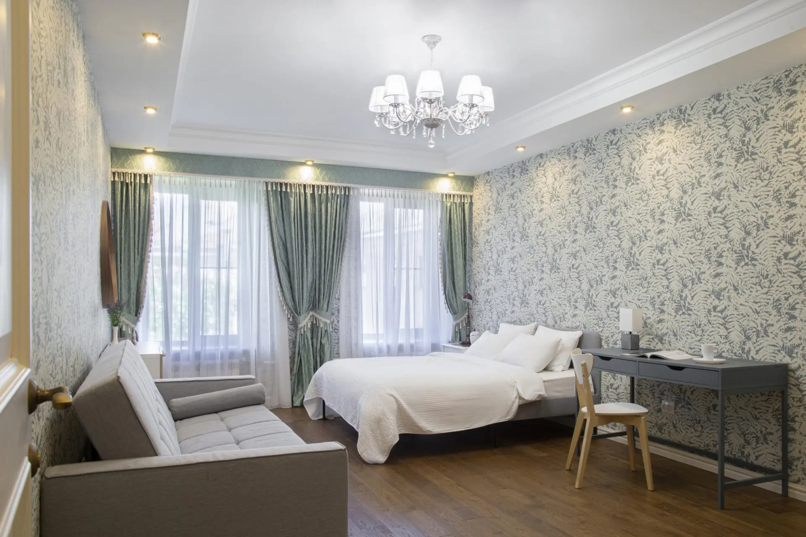 Апартаменты Премиум Город Рек на Большой Конюшенной 1