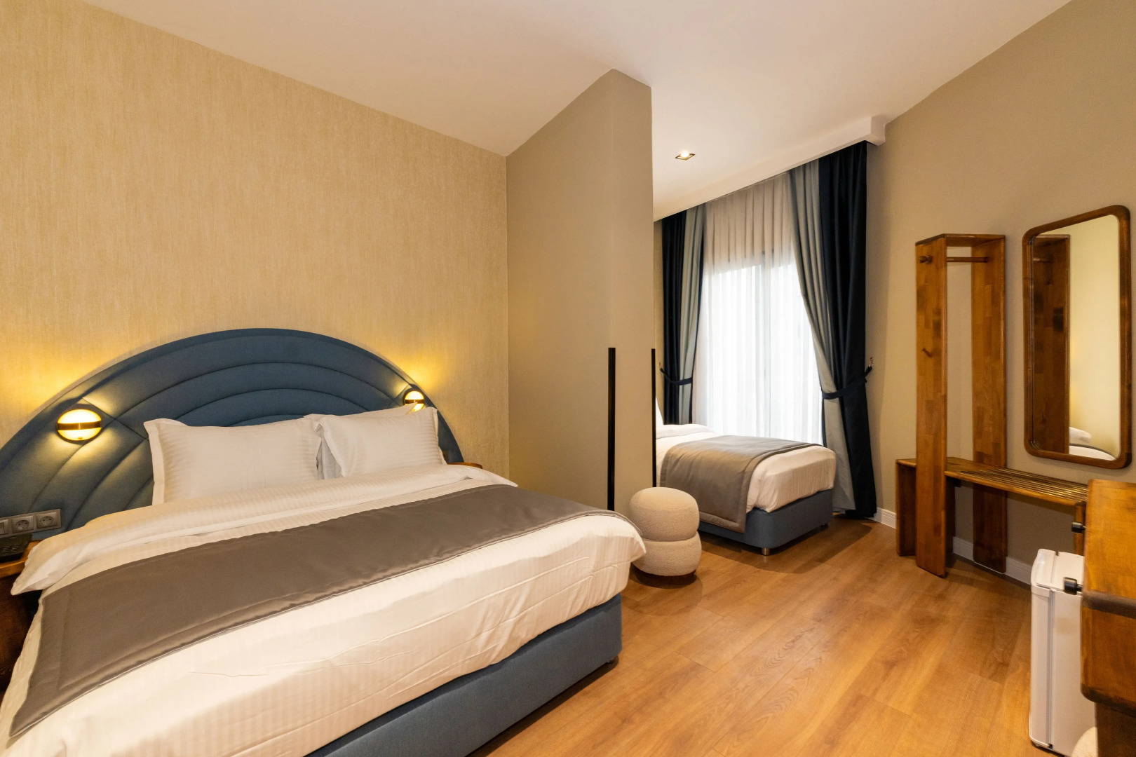 Nenessa Airport Hotel