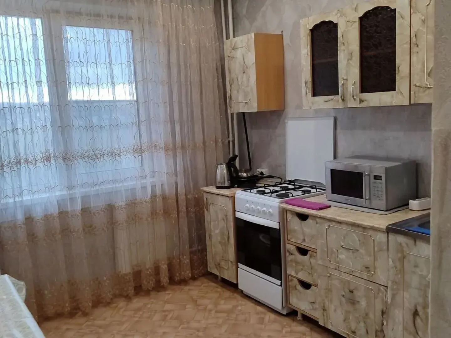 Квартира на Богдана Хмельницкого 28