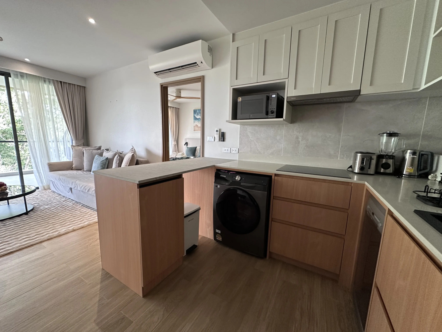 Апартаменты 2-комнатные с бассейном у пляжа Bang Tao LBS-1508