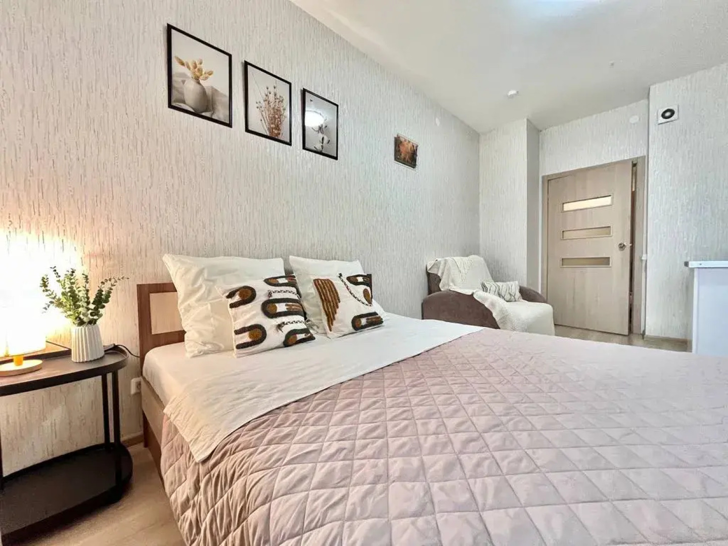 Апартаменты на Революции