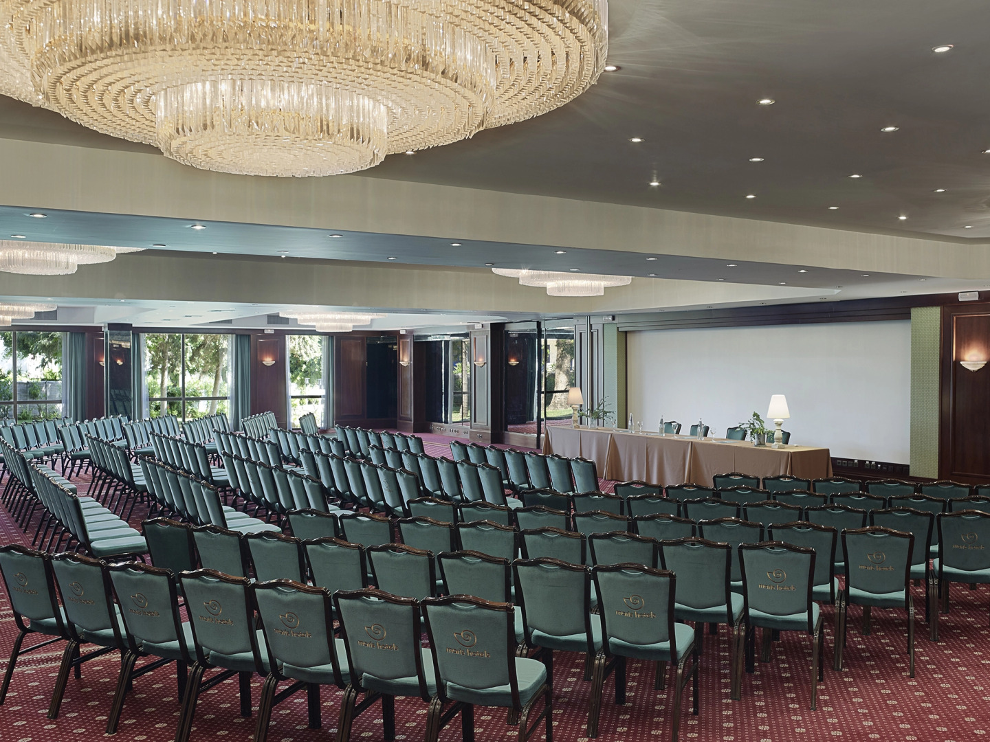 Отель Creta Maris