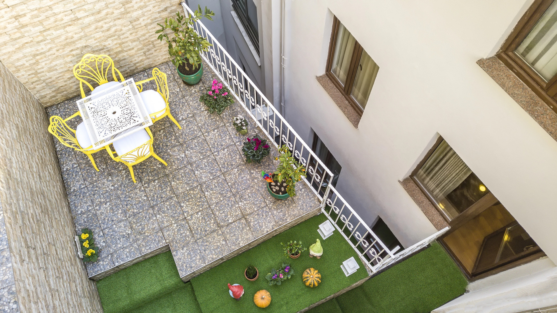 Royan Suites Boutique Hotel