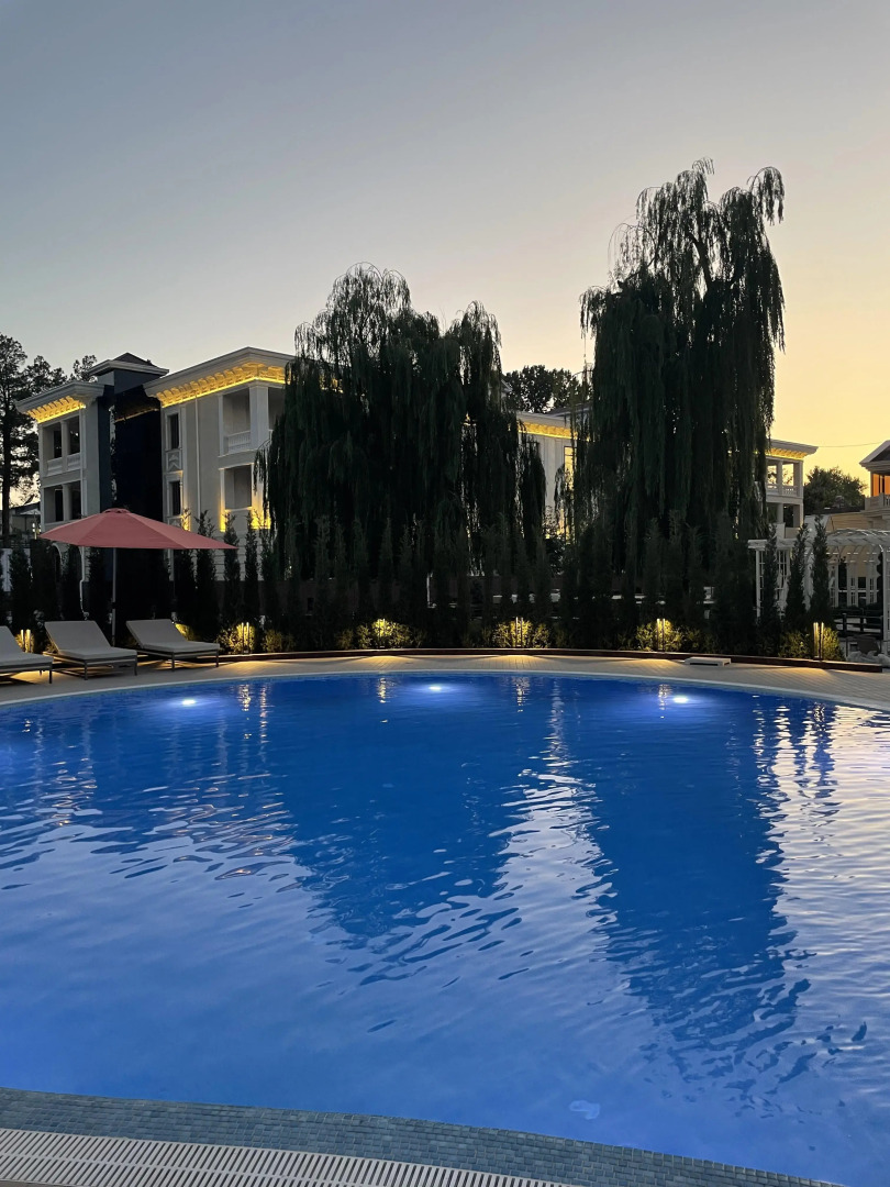 Отель Zarafshon Parkside Hotel