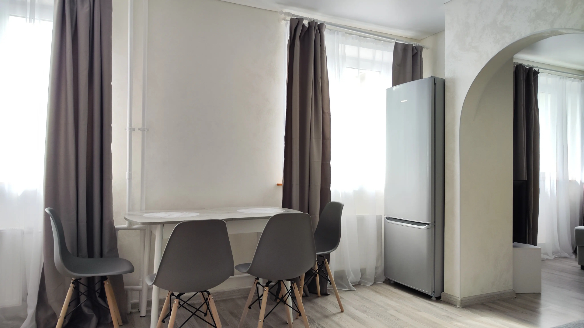 Апартаменты Panda Home возле ТЦ Остров и ТЦ Кристалл