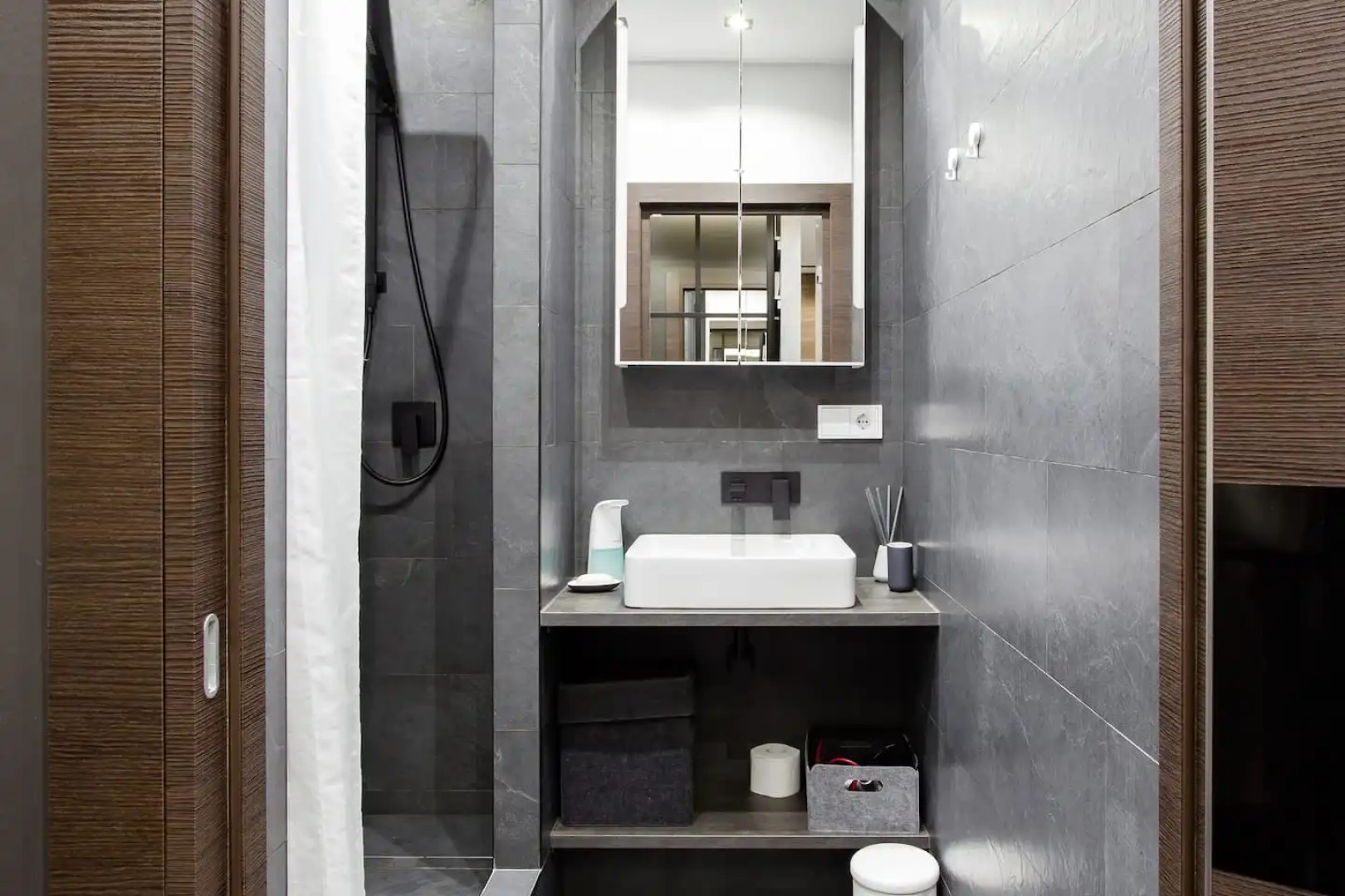 Апартаменты LetYourFlat ''Futurist''