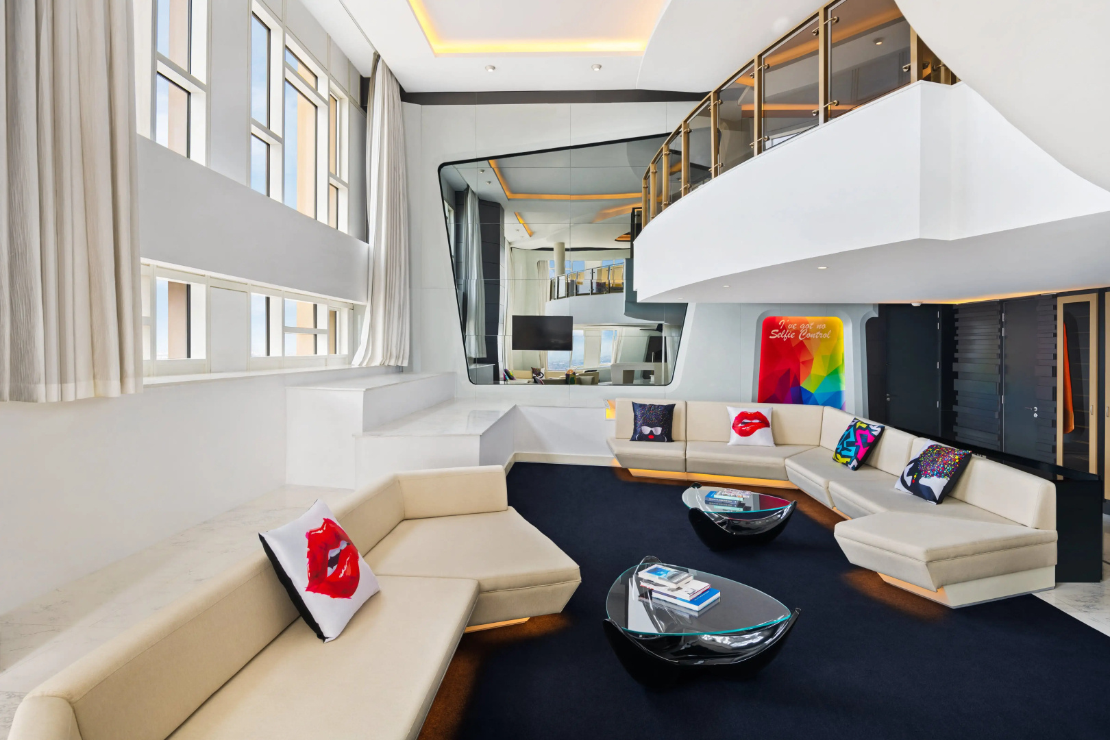 Отель V Hotel Dubai Curio Collection by Hilton