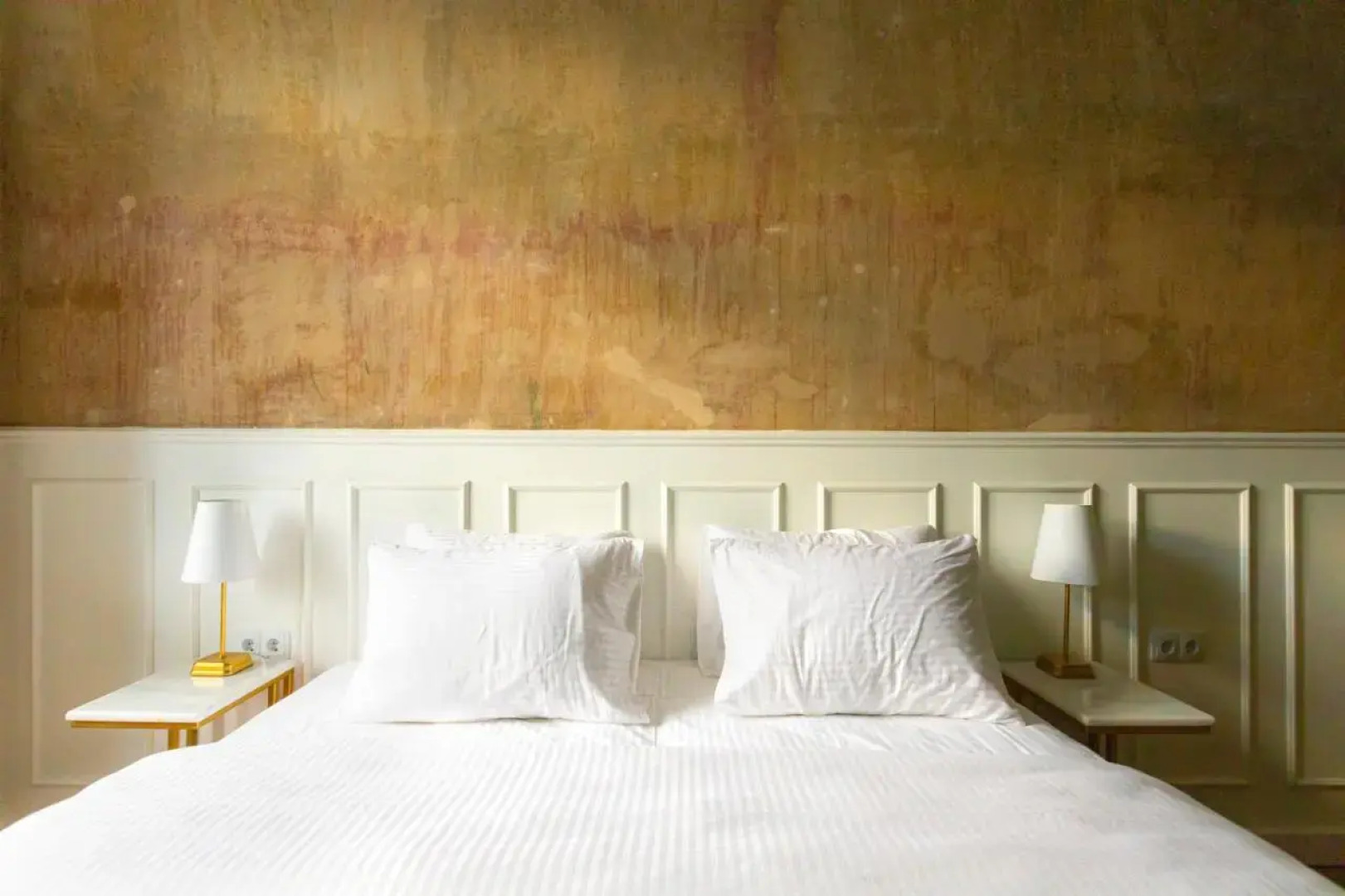 Unfound Door - Design Hotel