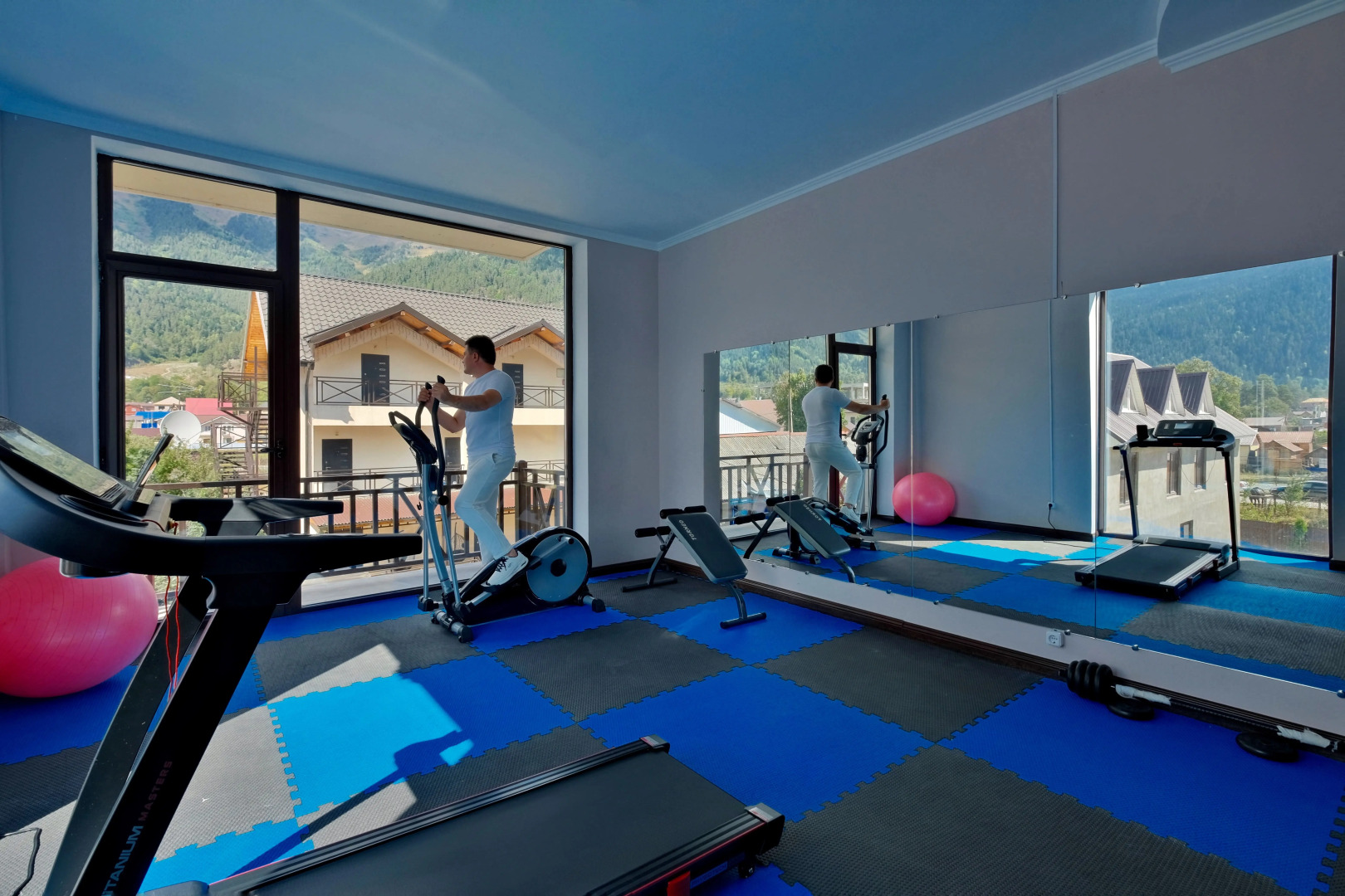 Отель Гранд Шале