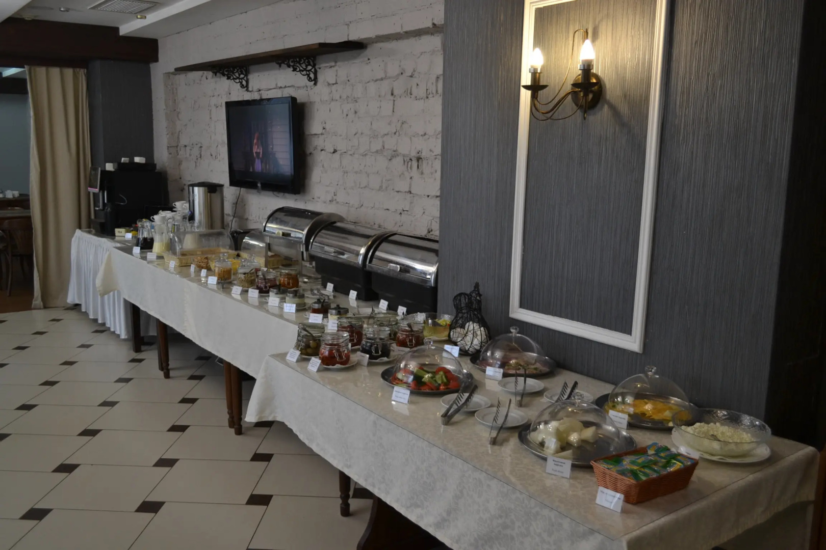 Отель Эмеральд