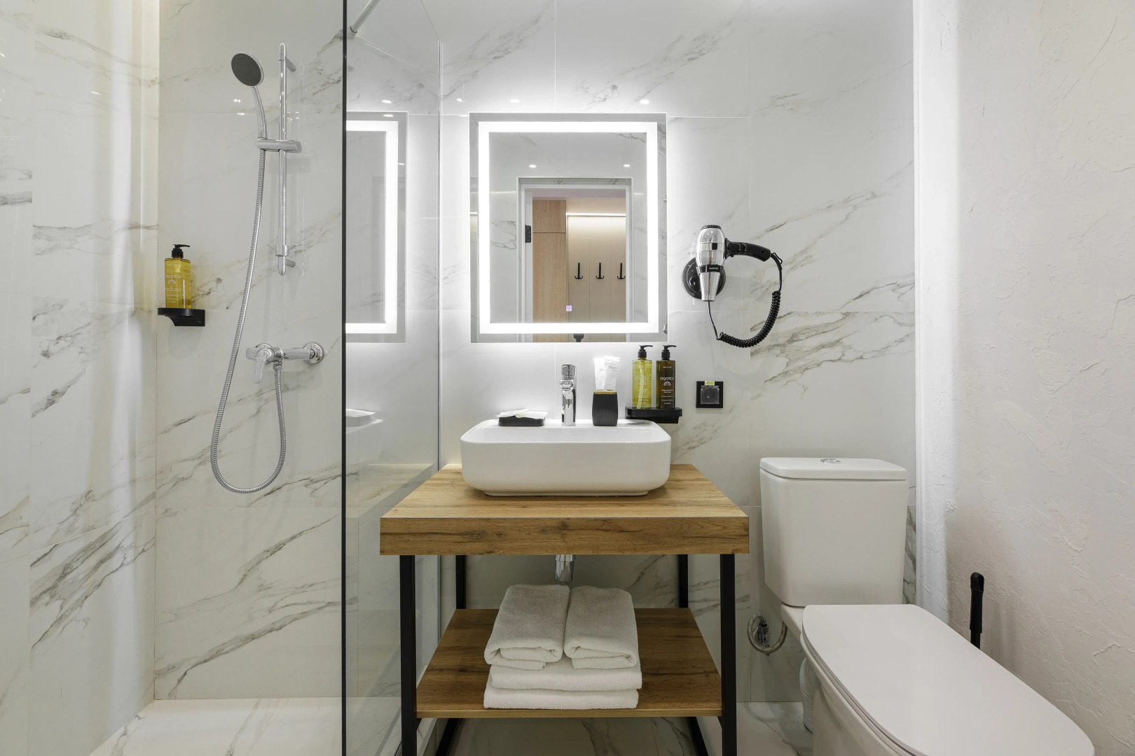 Курортный отель Эделон