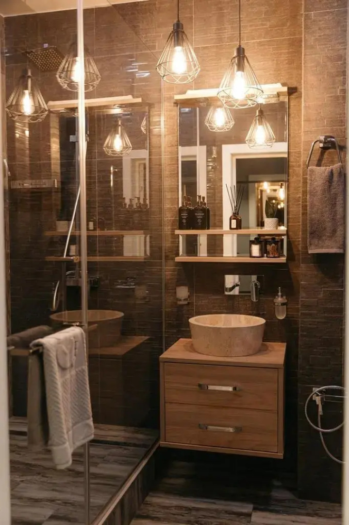 Студия на Ивана Сусанина 41