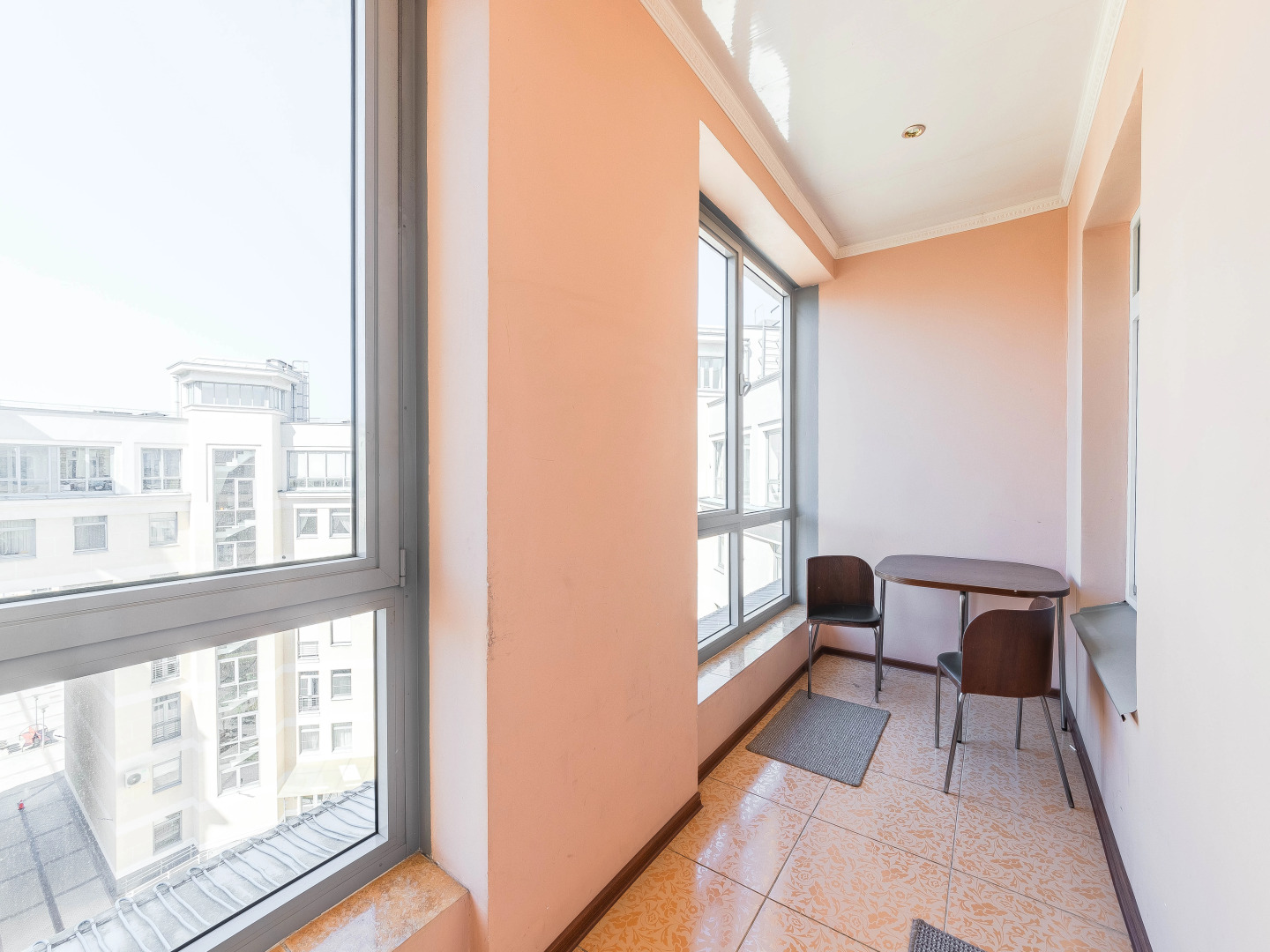 Квартира У Ростральных Колонн